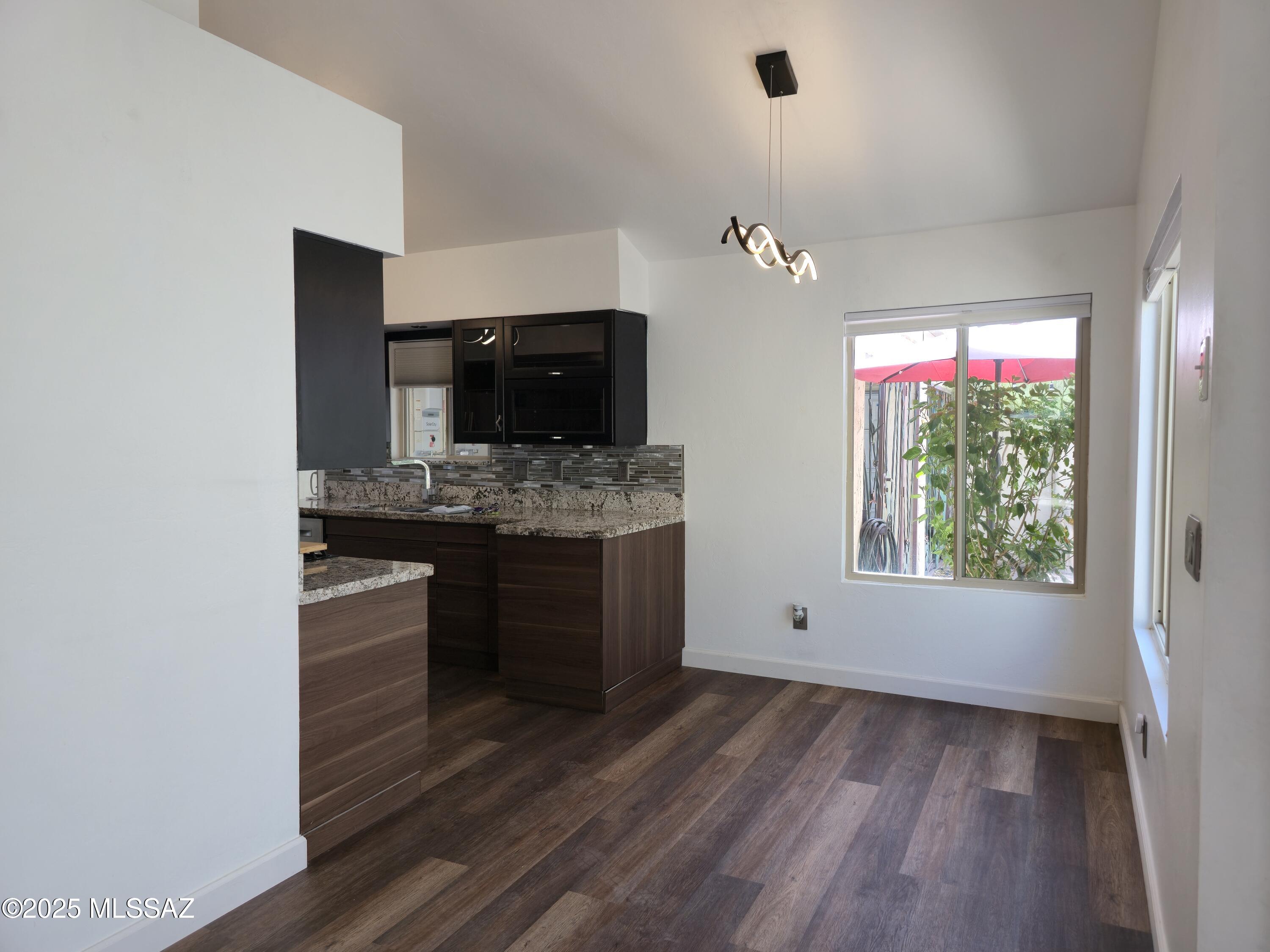 Saddlewood Villas (1-102) - Residential