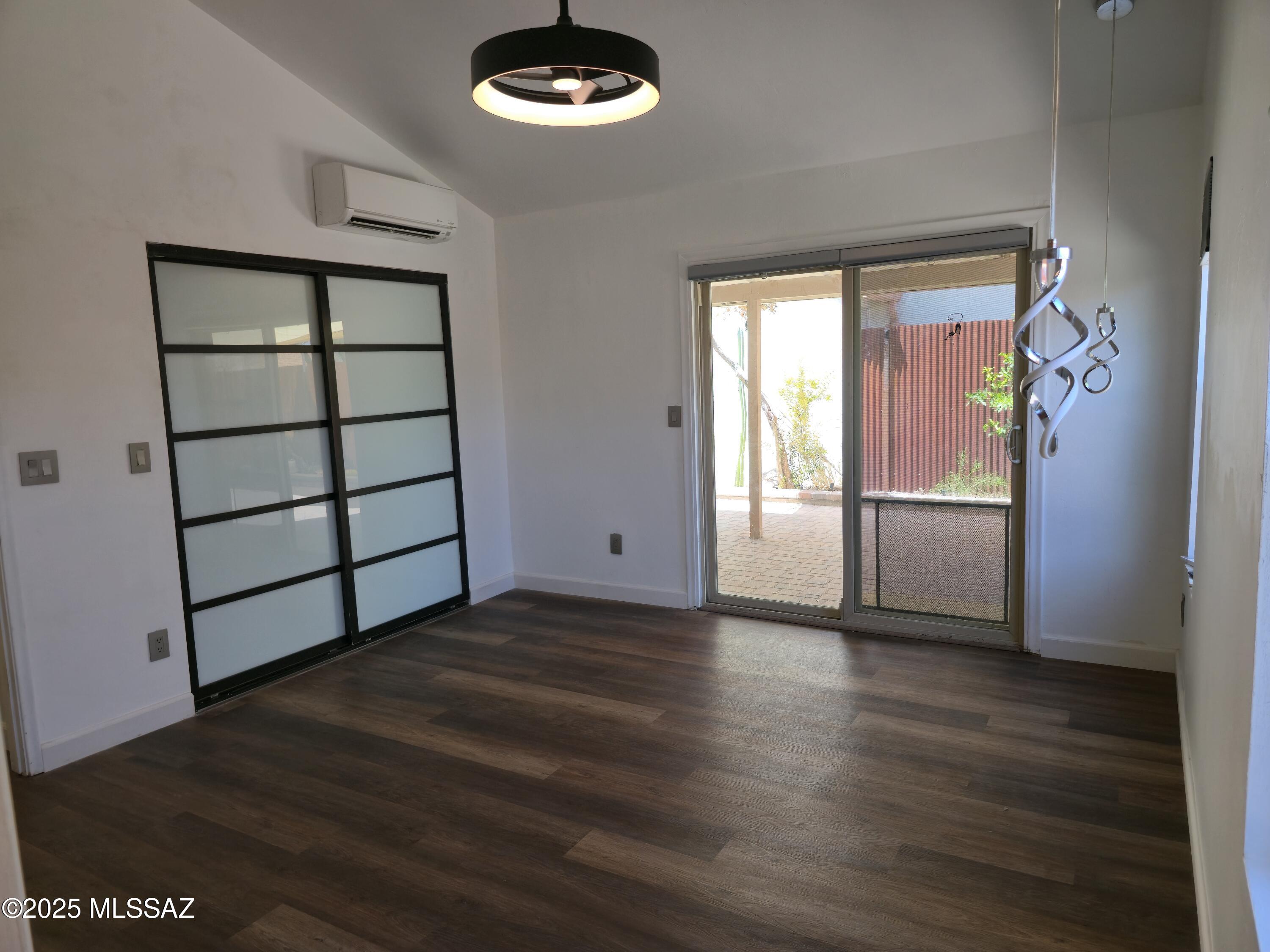 Saddlewood Villas (1-102) - Residential