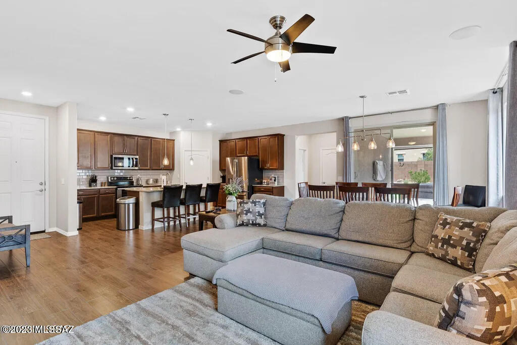 Montaretto Estates - Residential Lease