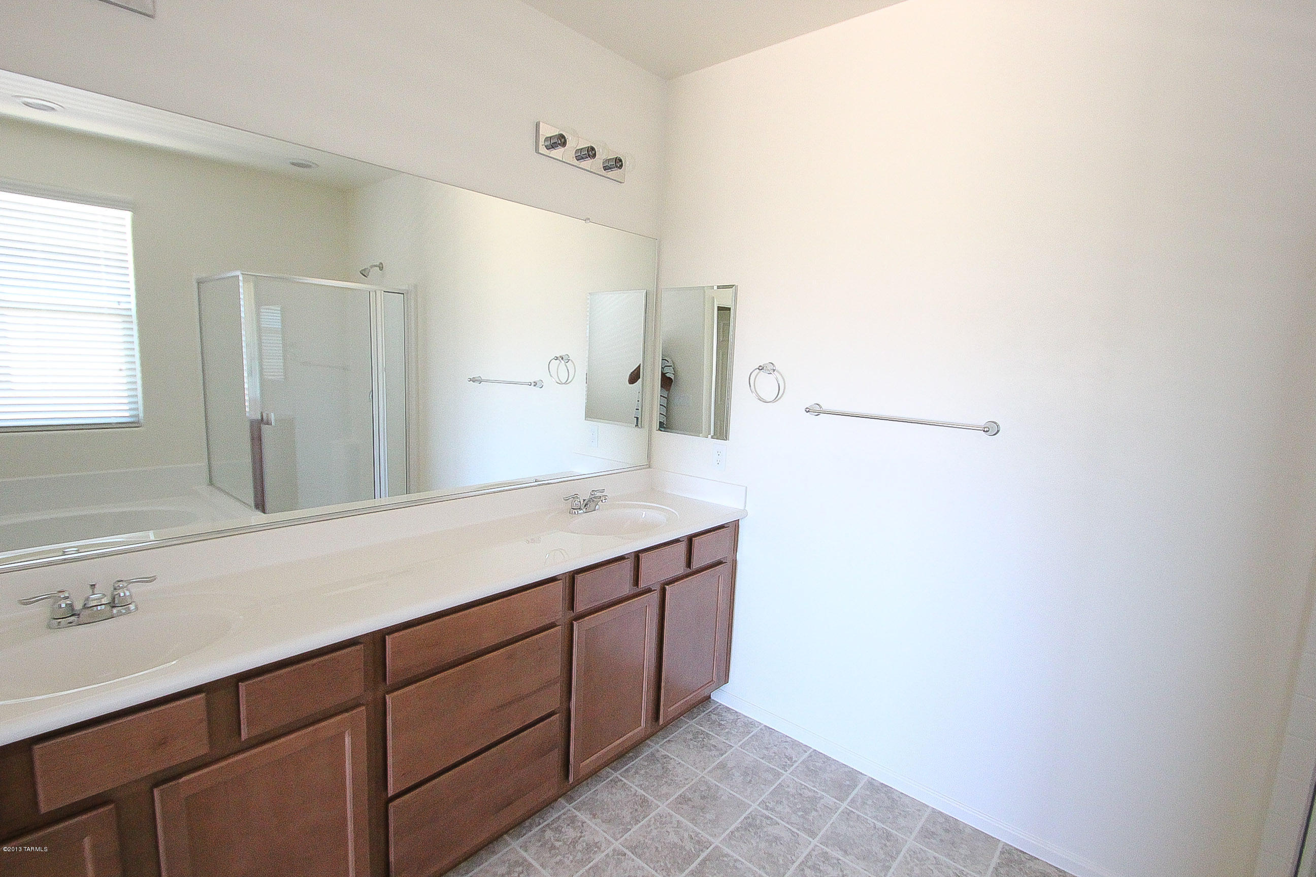 Star Valley Block 13 (1-302) - Residential Lease
