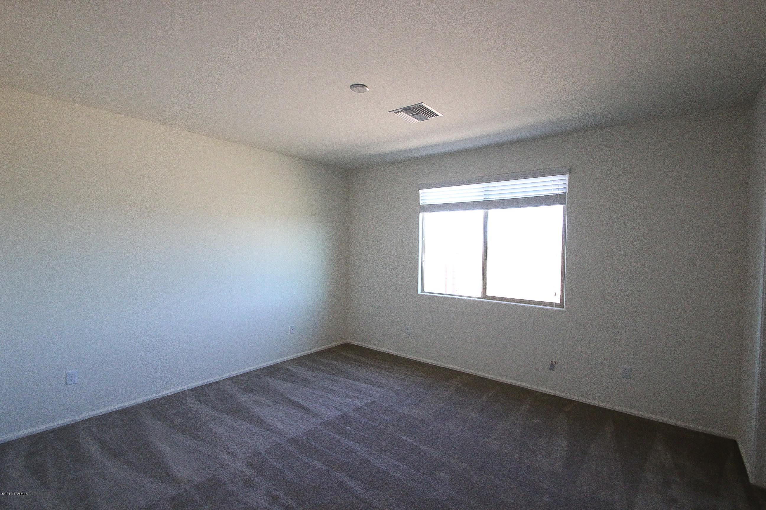 Star Valley Block 13 (1-302) - Residential Lease