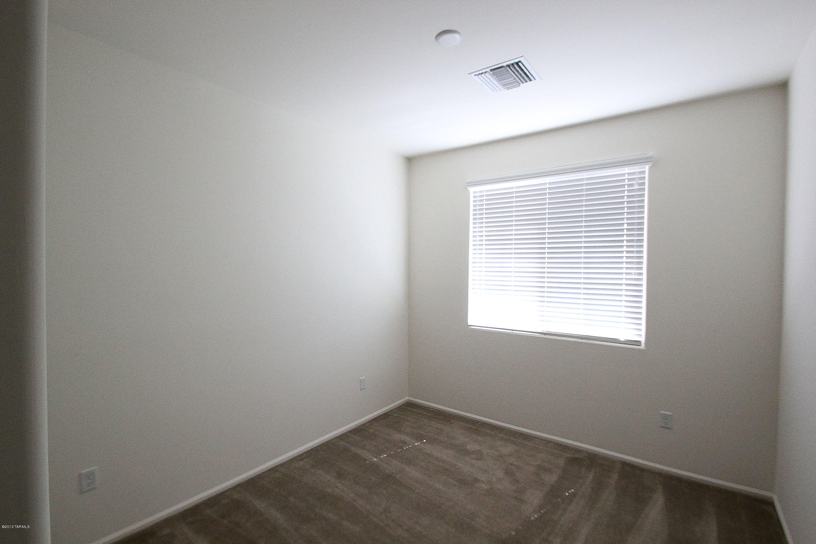 Star Valley Block 13 (1-302) - Residential Lease
