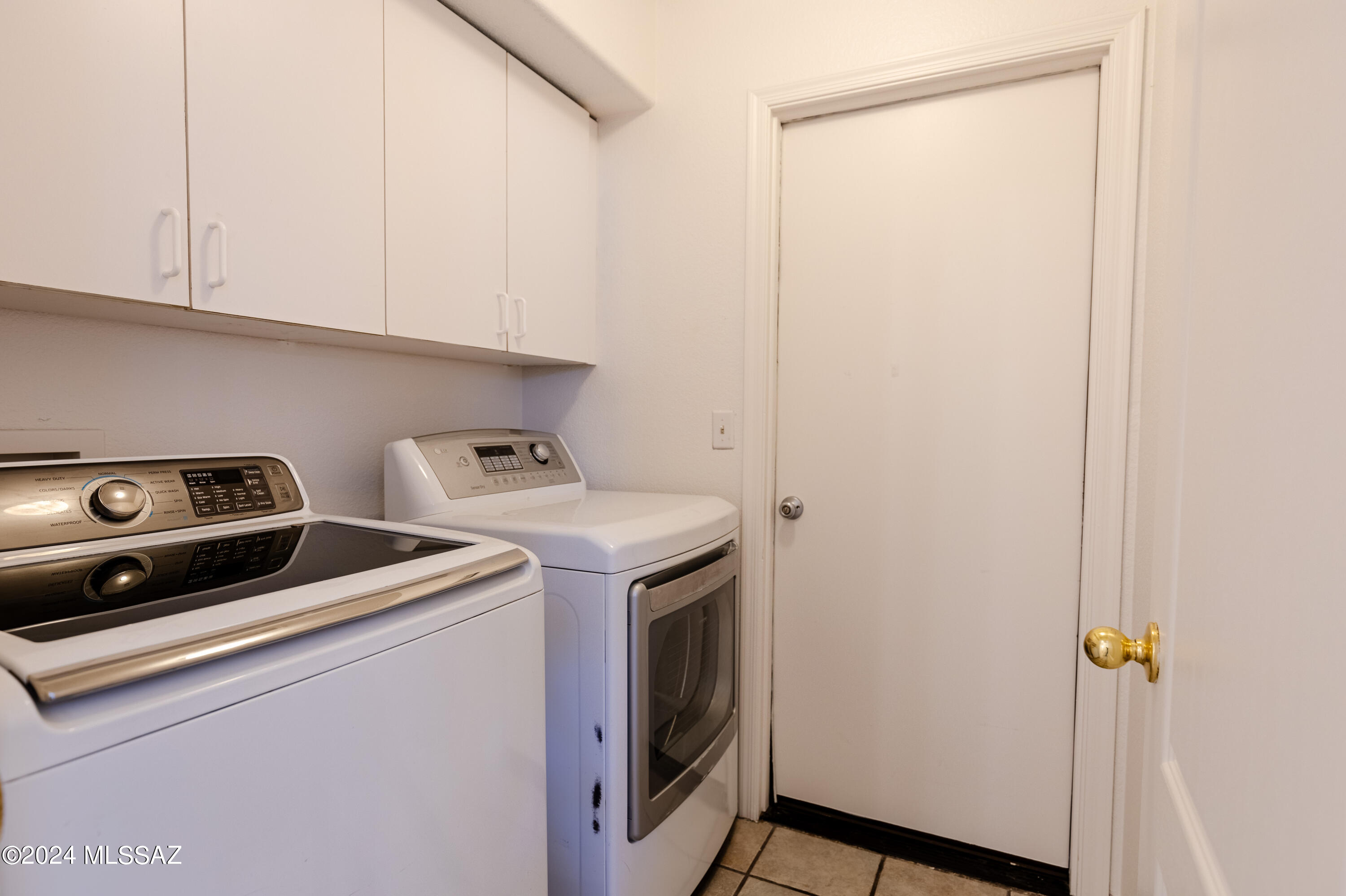 Sunnyvale(1-145) - Residential Lease