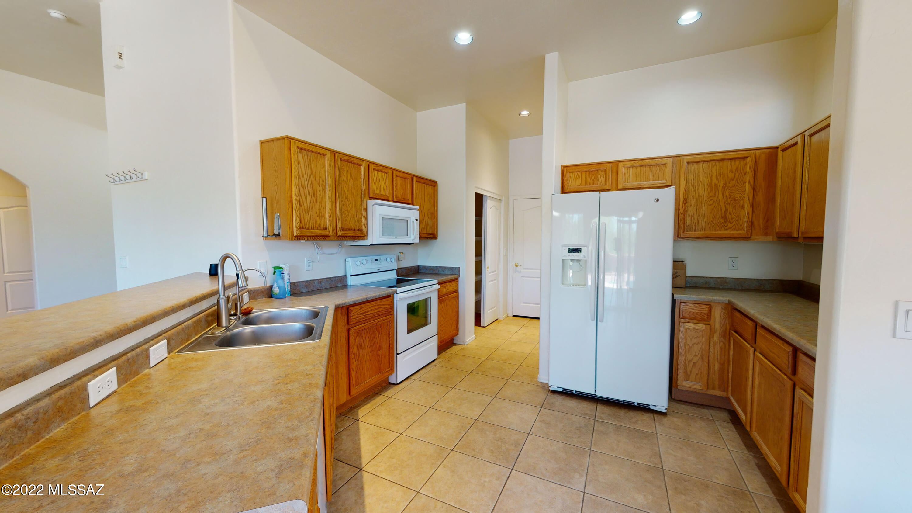 Casitas De Anza - Residential