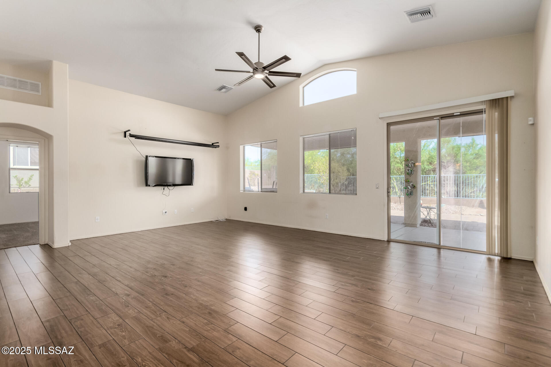 Rancho Del Lago (101-206) - Residential