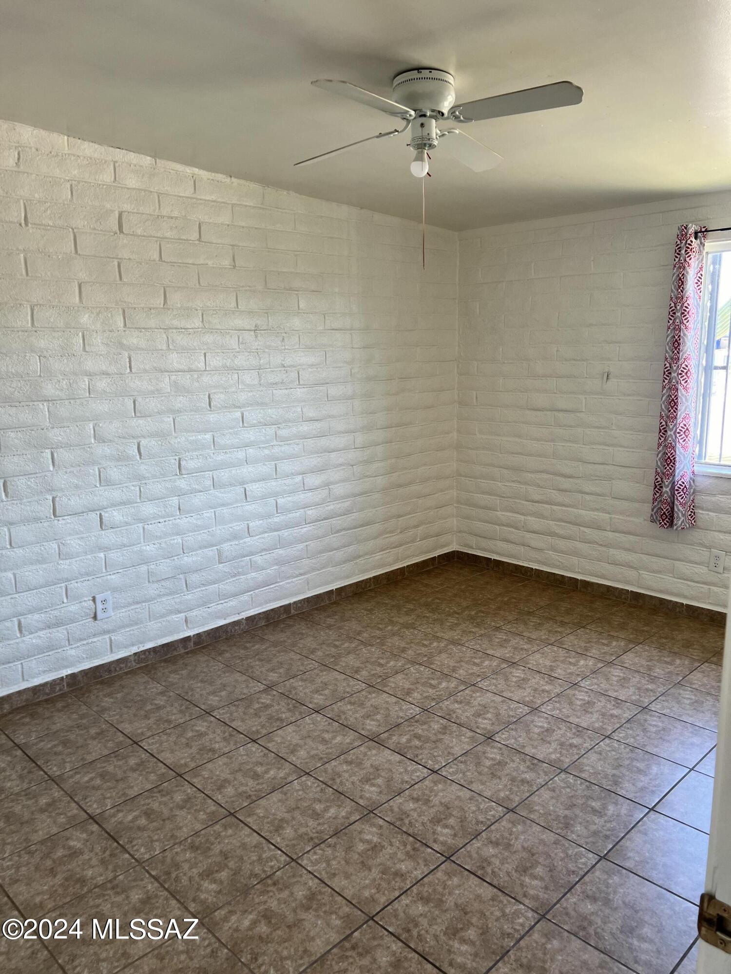 Valley View Heights (1-31) - Residential Lease