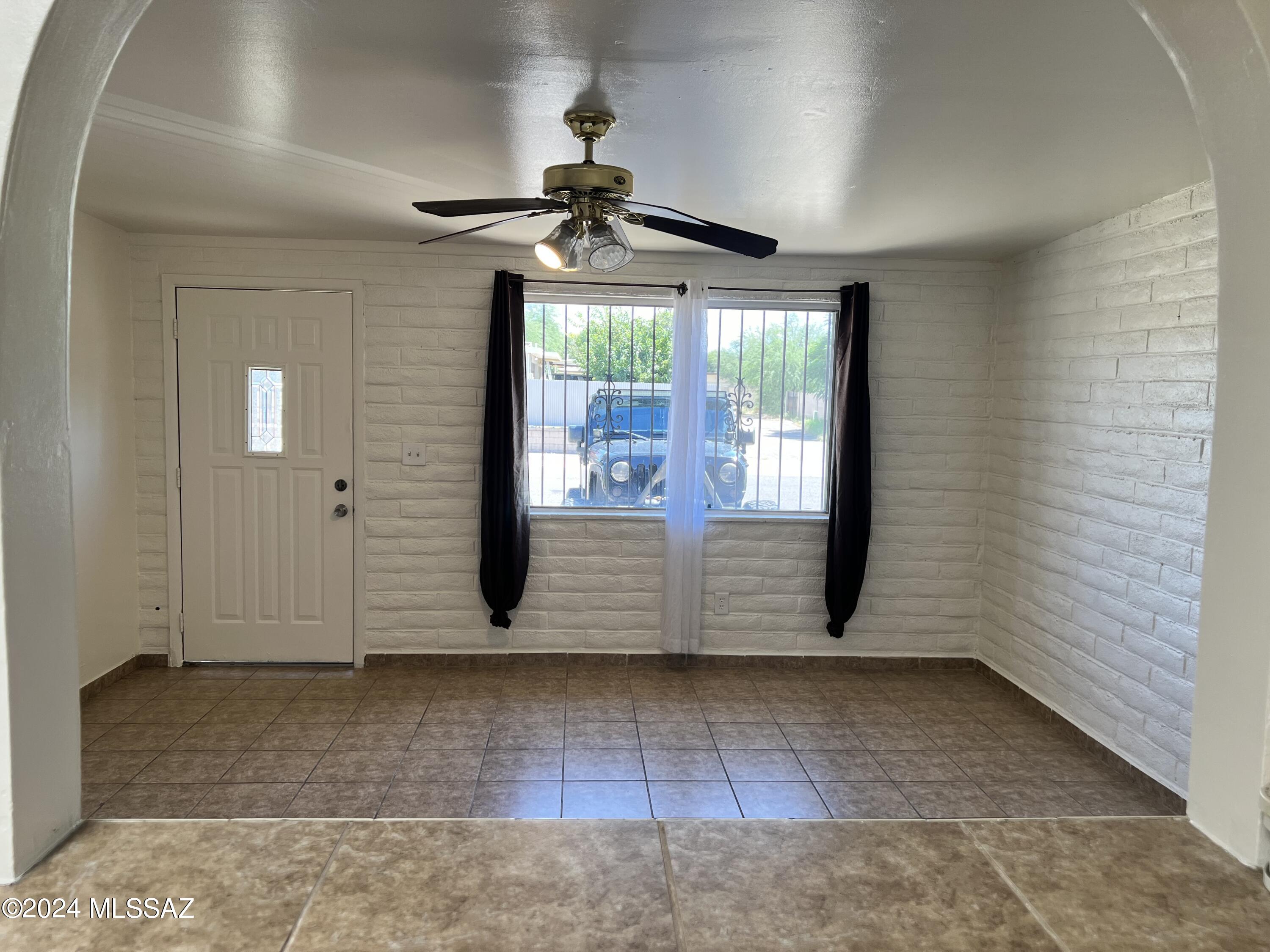 Valley View Heights (1-31) - Residential Lease