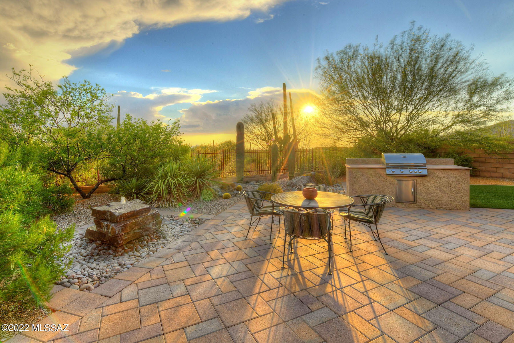 Boulder Bridge Pass At Dove Mountain SQ20132910078 - Residential