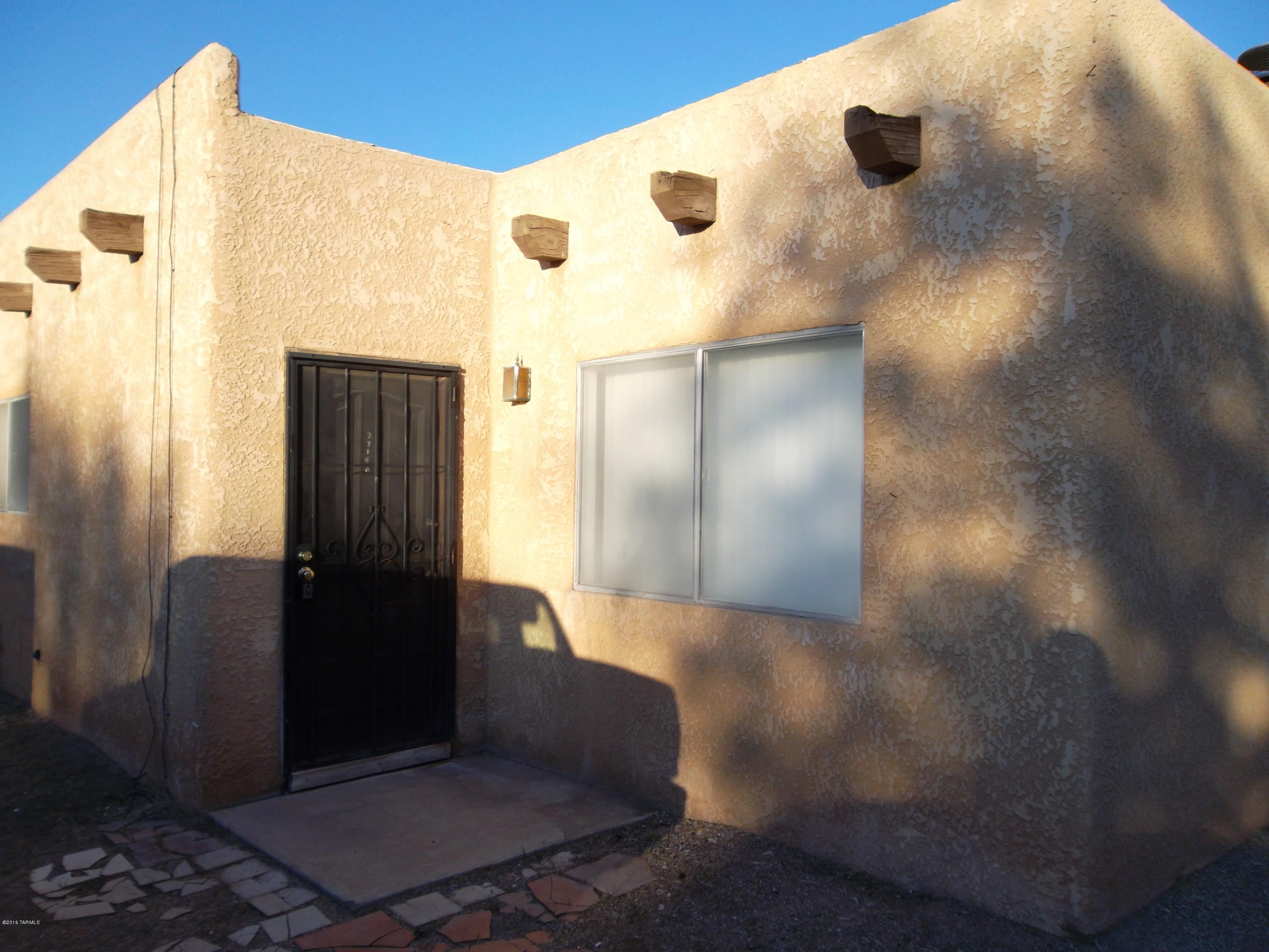 This property consists of four units. Each unit is a 2 bedroom/1 bath with a fireplace in each. All units include electric stove, refrigerator,  dishwasher, private fenced yards & W/D hook ups in storage area. Two units are 2712 N Edith and two are 2714 N Edith. Unit 2714A has evap cooling. 2712A, 2712B & 2714B have A/C. Both buildings have had the roofs redone in January, 2017 & will have a 2 year, transferable warranty through Arya Roofing. All units are occupied and the vacancy rate has been zero for 3 years. Property is professionally managed by Grijalva Realty. This is a great income producing property.
