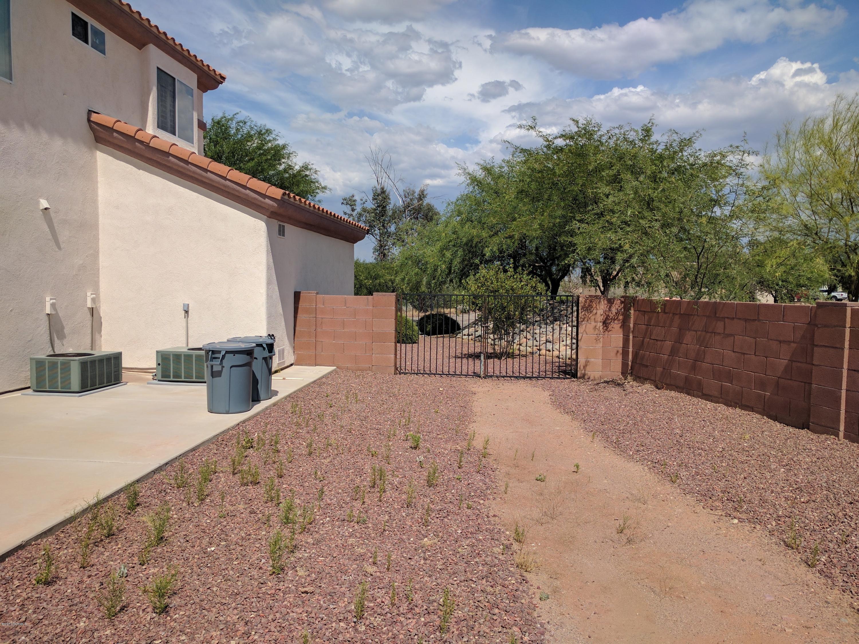 Out Of Pima County - Residential Lease