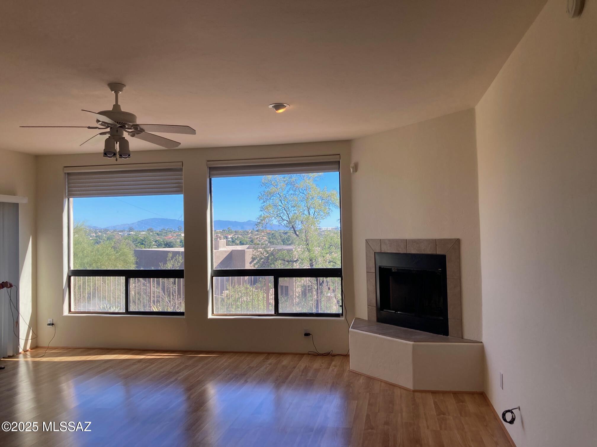 Fairway Terrace Condos. (Units 1-30) - Residential Lease
