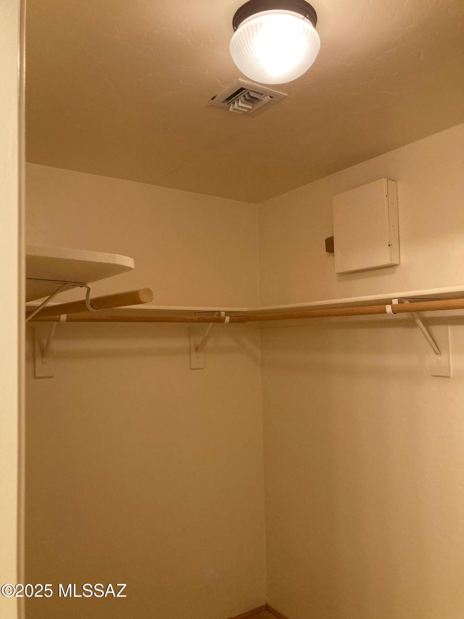 Fairway Terrace Condos. (Units 1-30) - Residential Lease