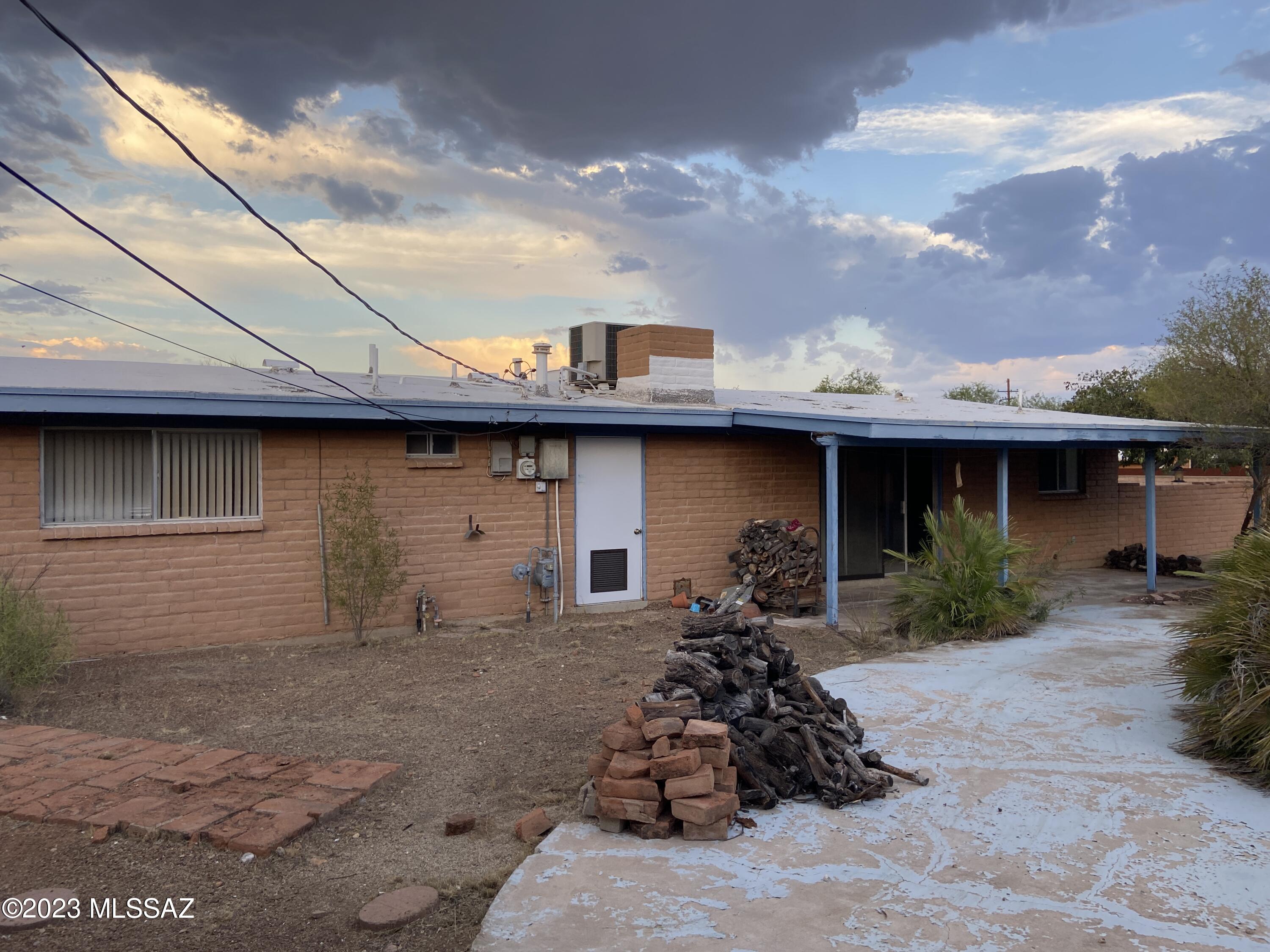 Teresa Terrace (1-28) - Residential
