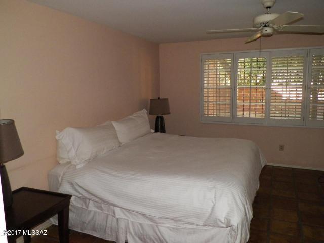 Catalina Pueblo 2 Resub Th - Residential Lease