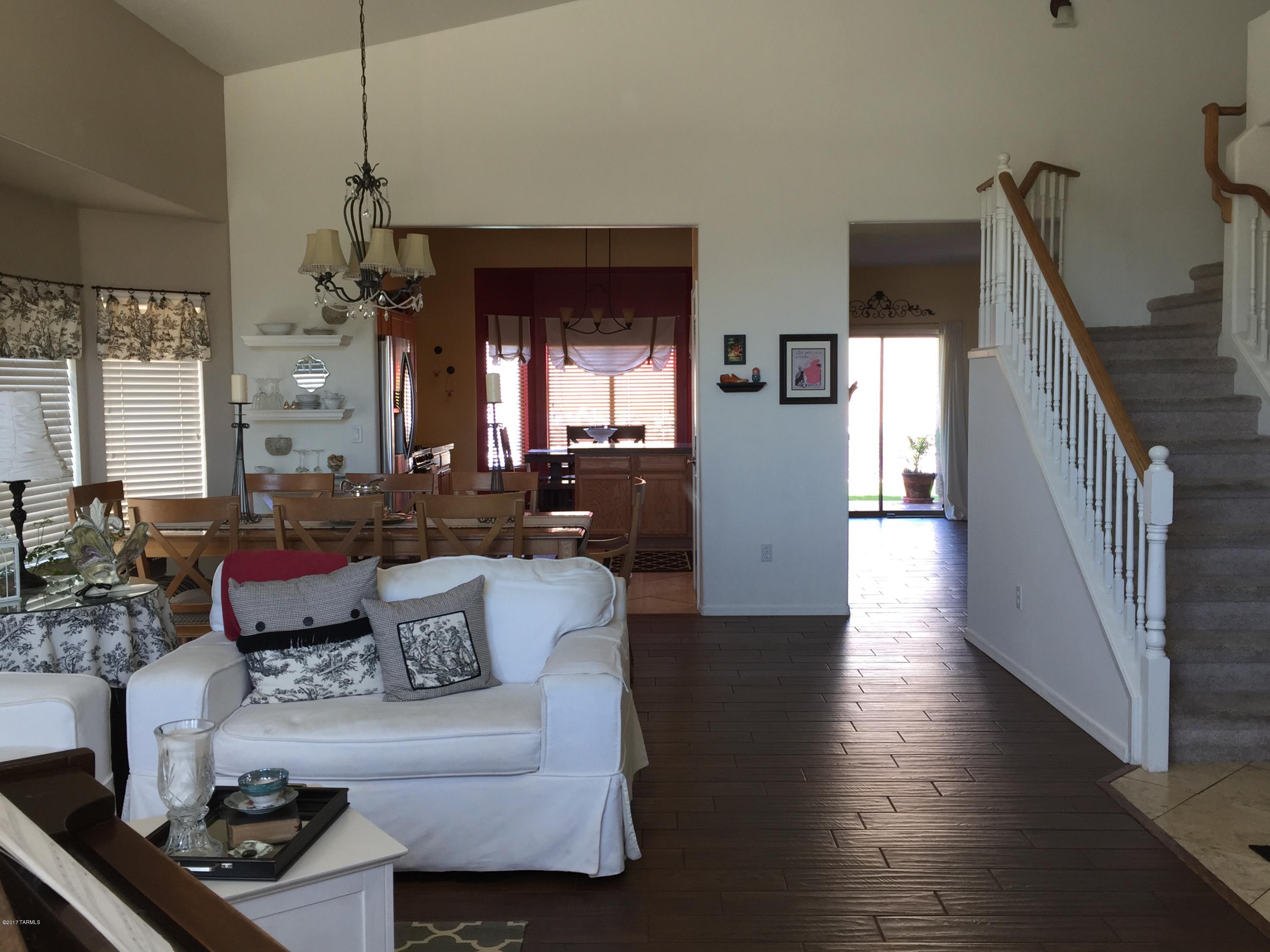 Black Horse (1-411) - Residential