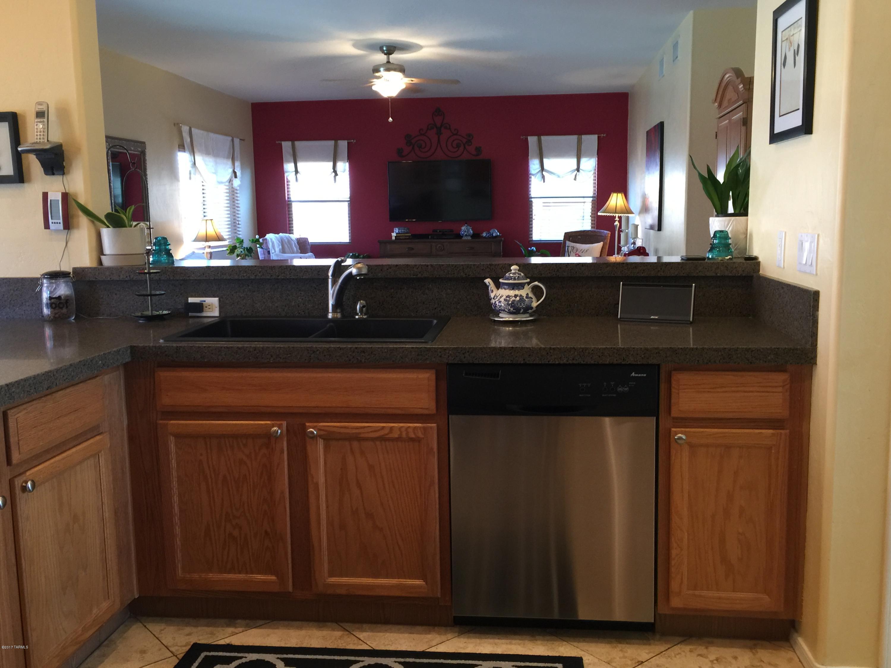 Black Horse (1-411) - Residential