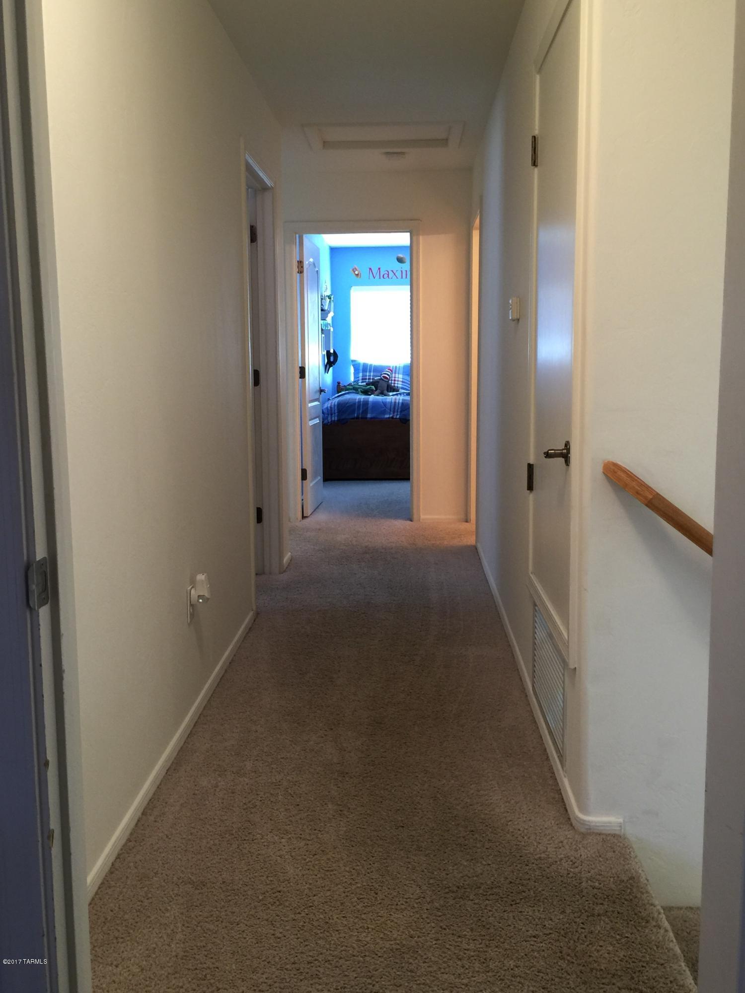 Black Horse (1-411) - Residential