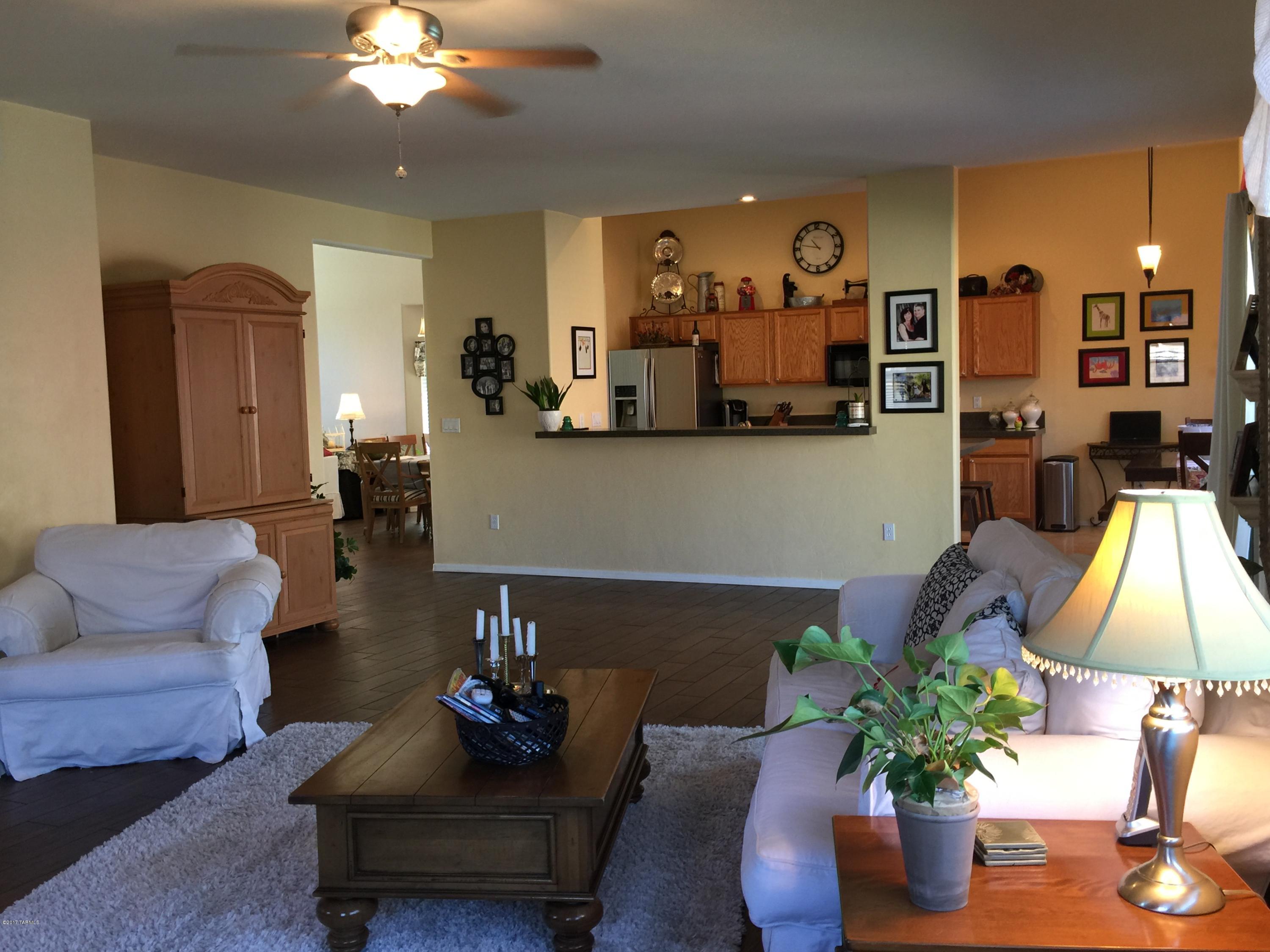 Black Horse (1-411) - Residential