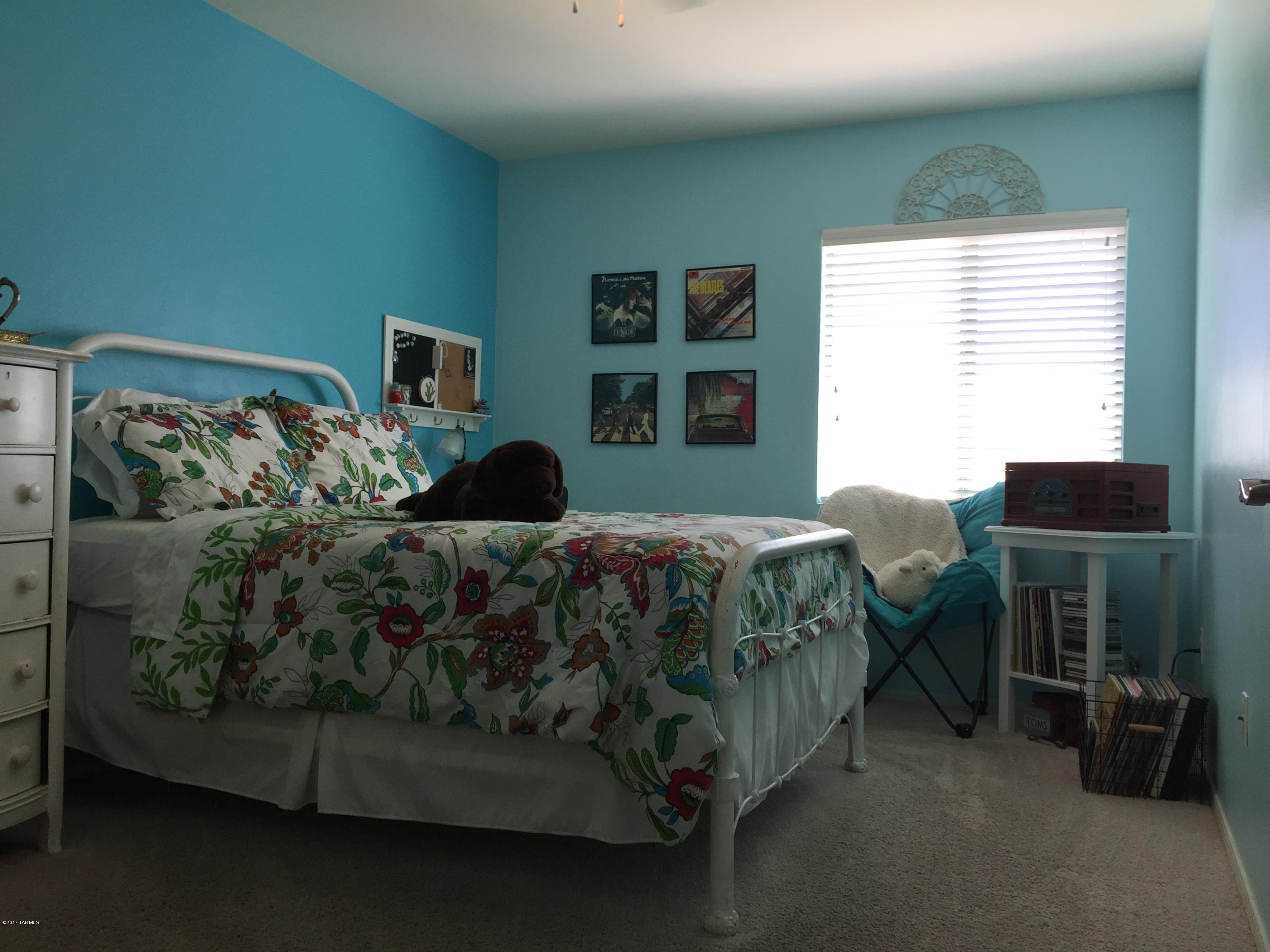 Black Horse (1-411) - Residential
