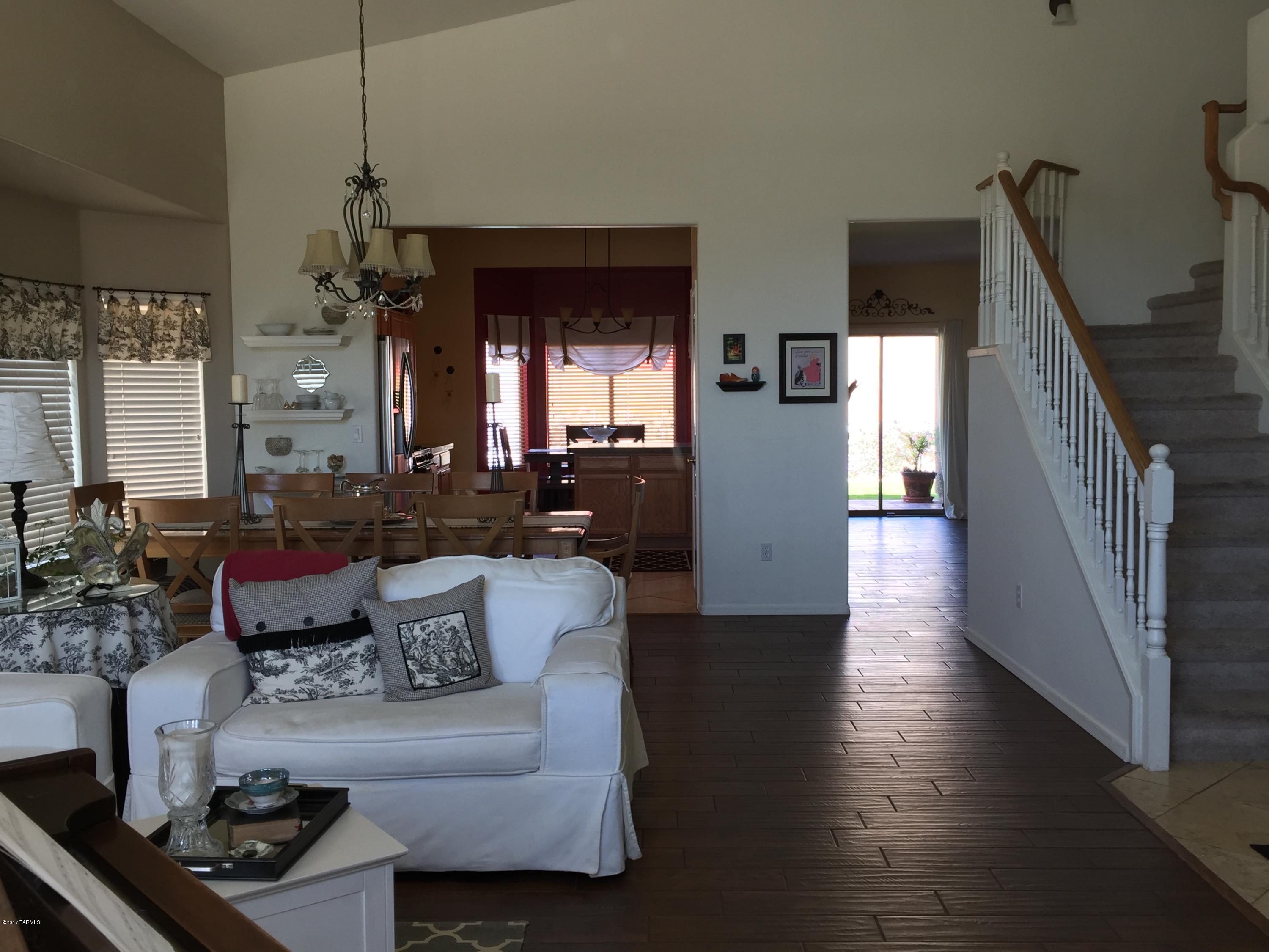 Black Horse (1-411) - Residential