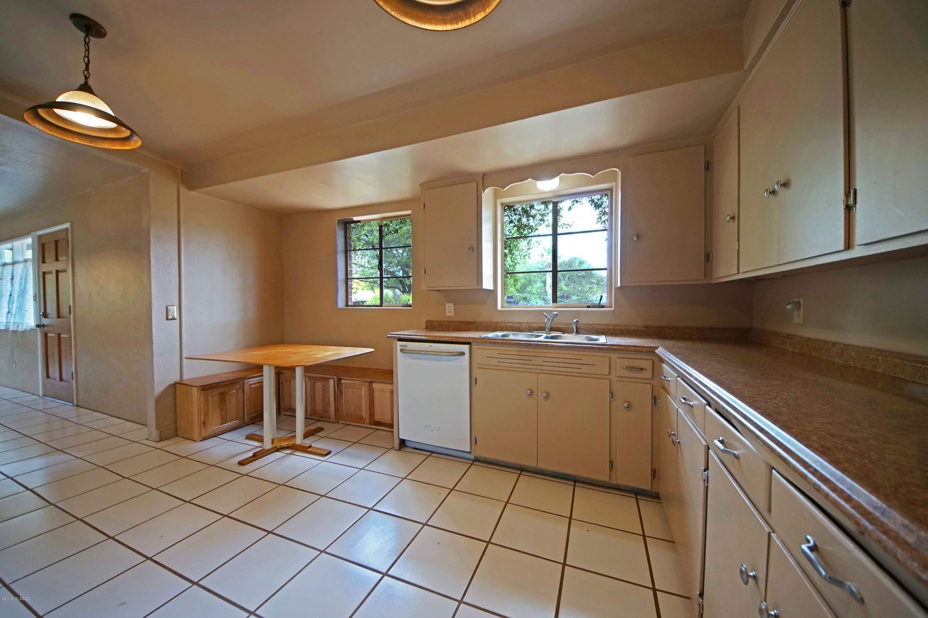 Lynwood Grove Annex - Residential