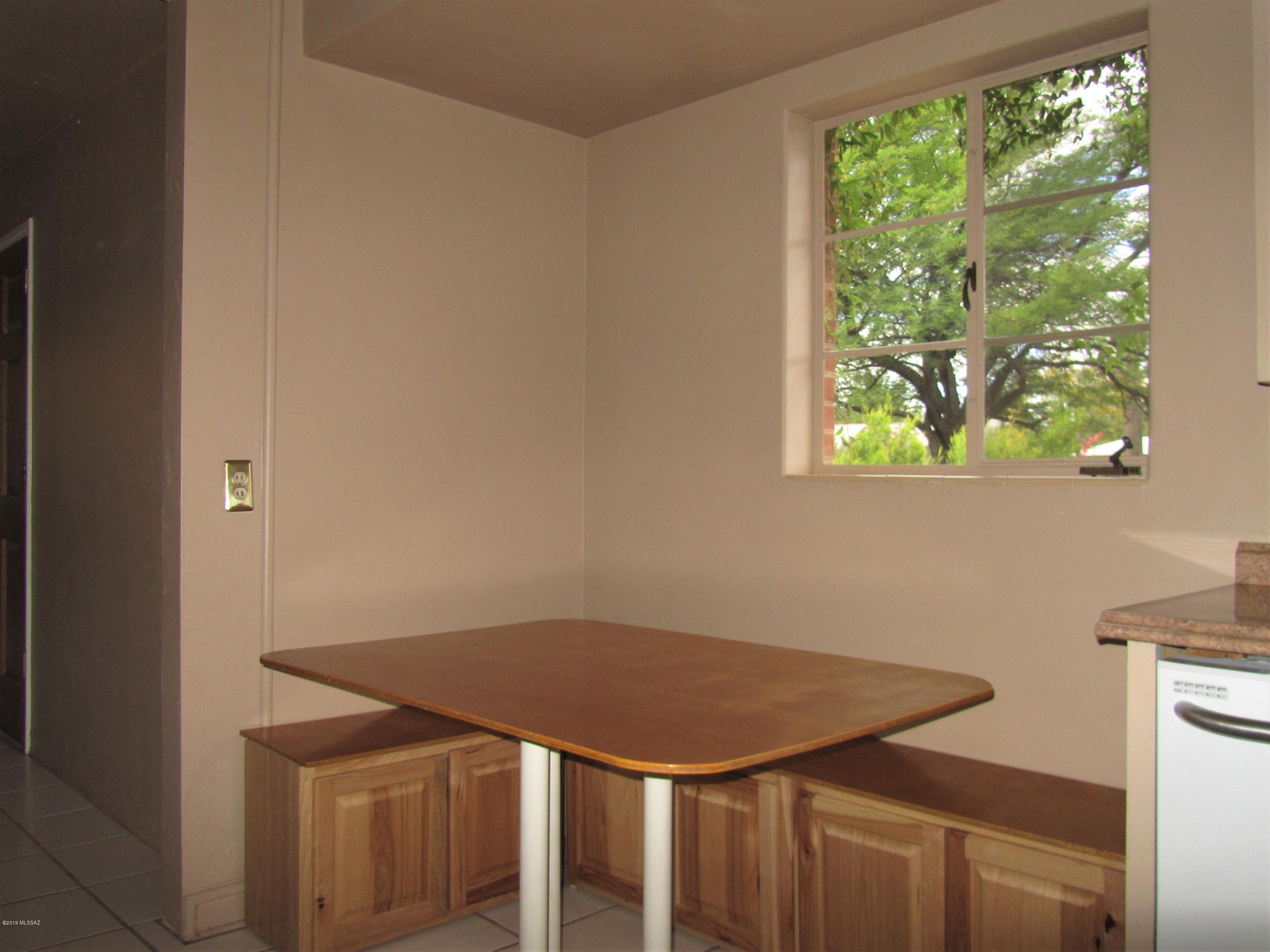 Lynwood Grove Annex - Residential