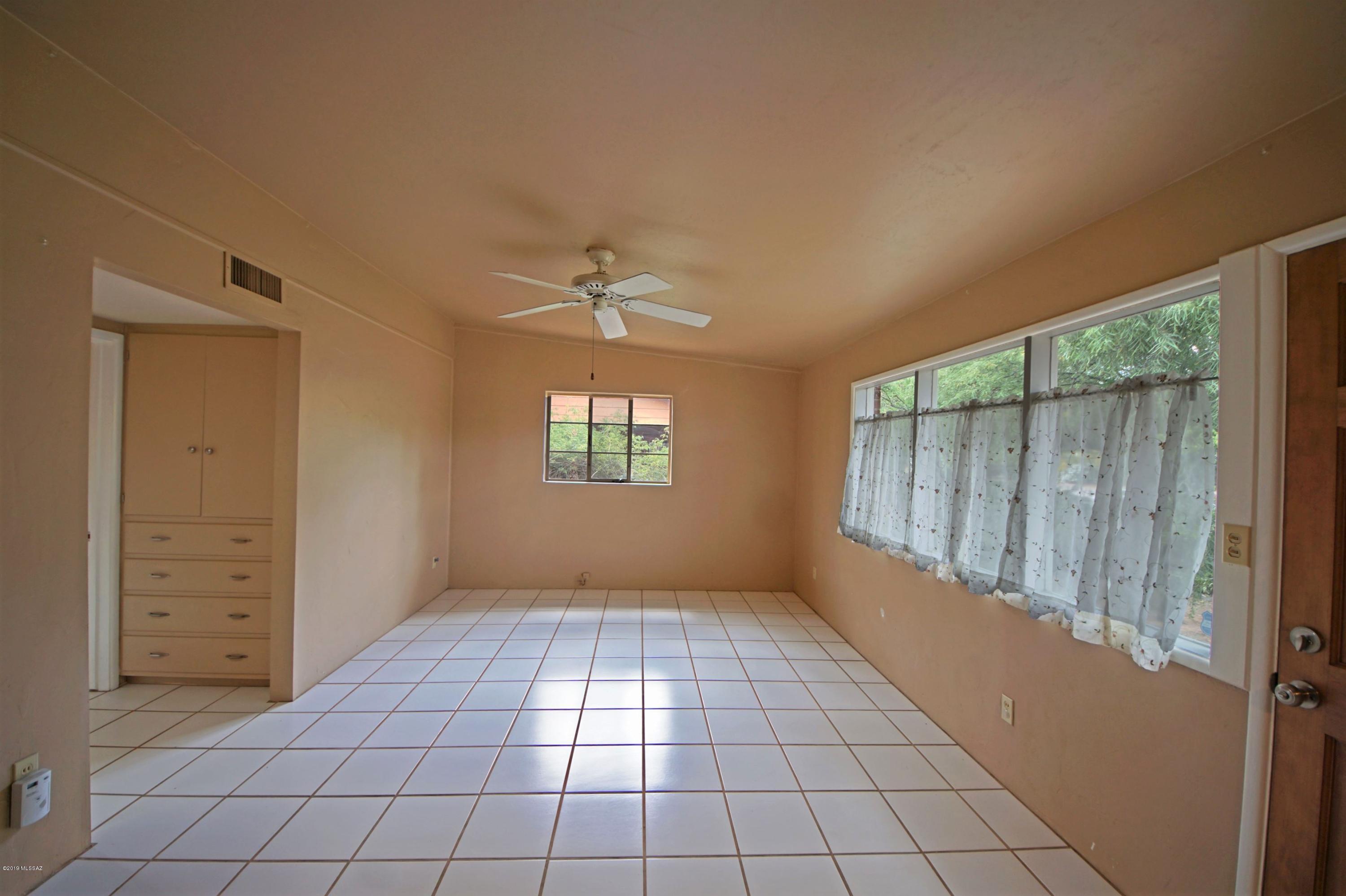 Lynwood Grove Annex - Residential