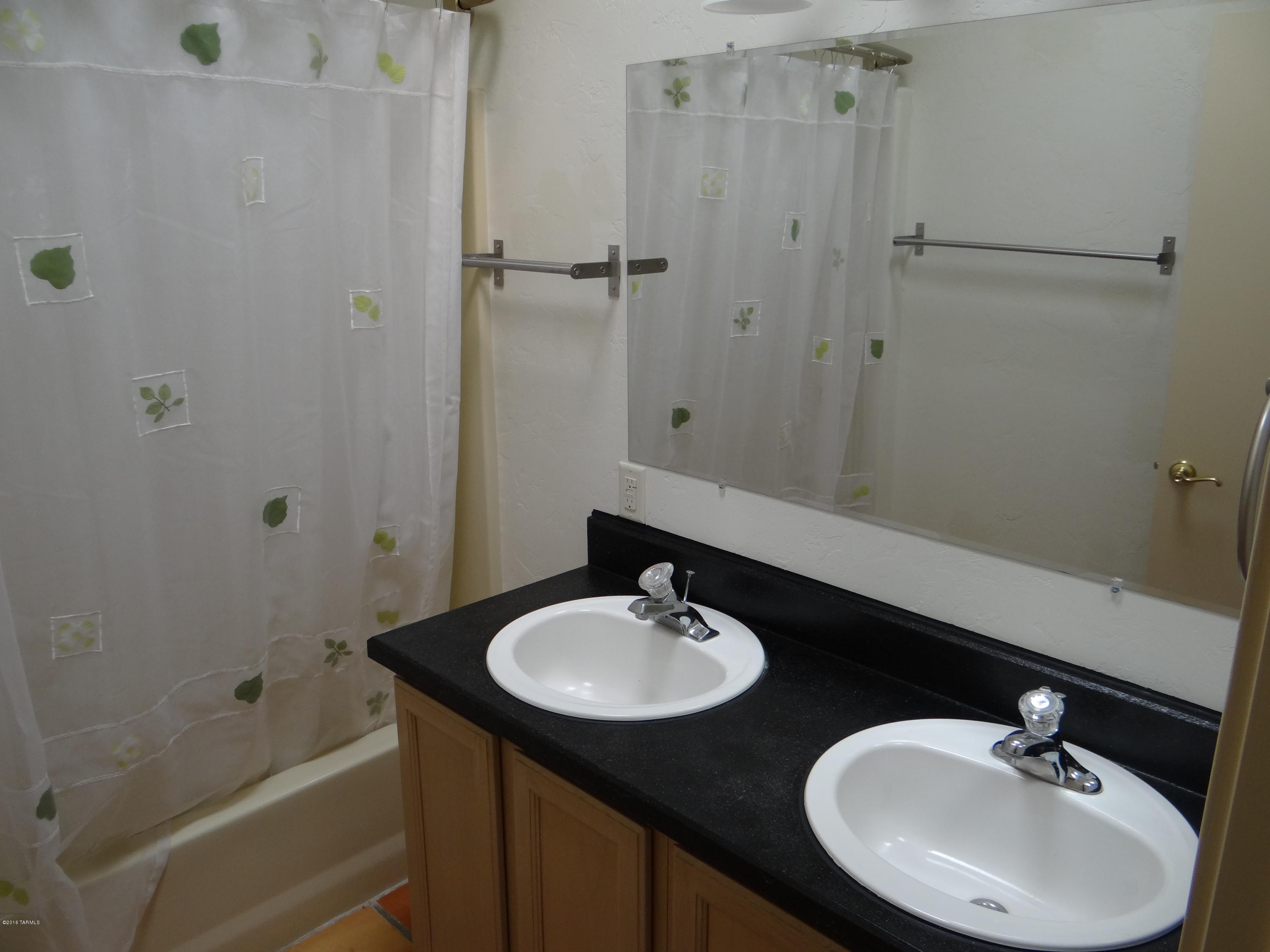 Unsubdivided - Residential Lease