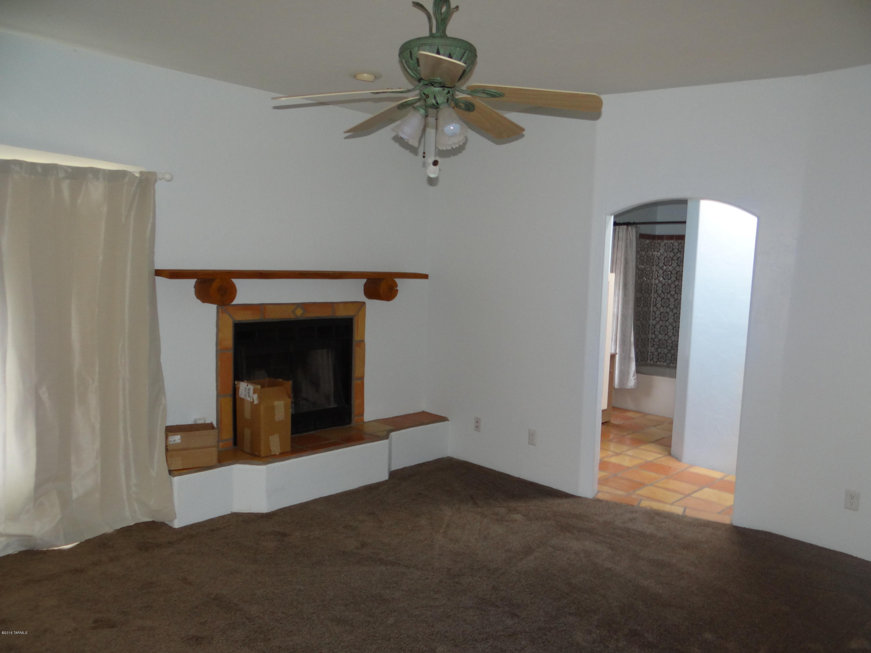 Unsubdivided - Residential Lease