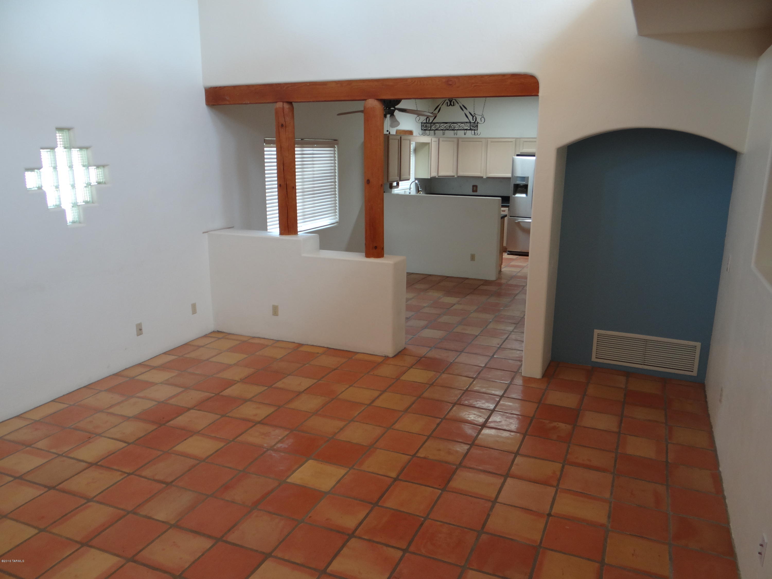 Unsubdivided - Residential Lease