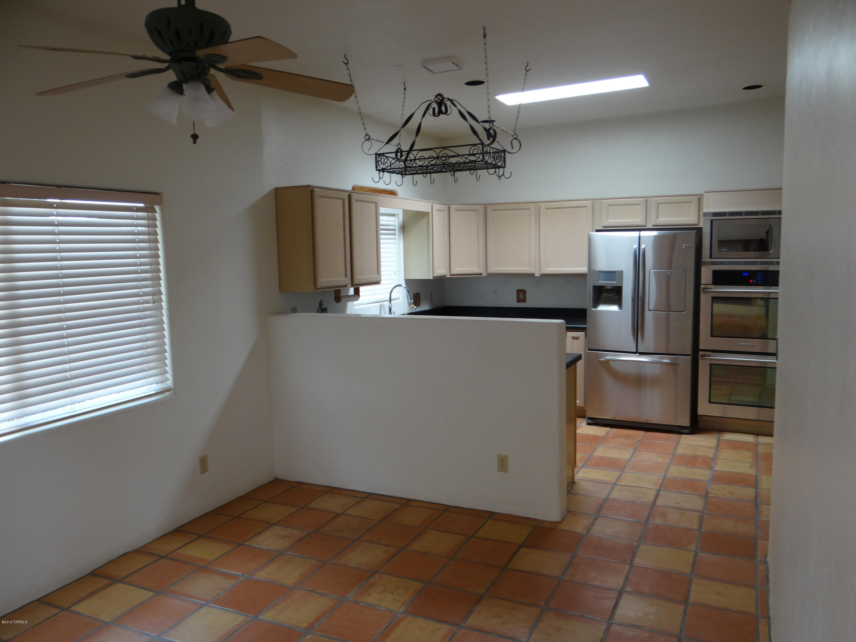 Unsubdivided - Residential Lease