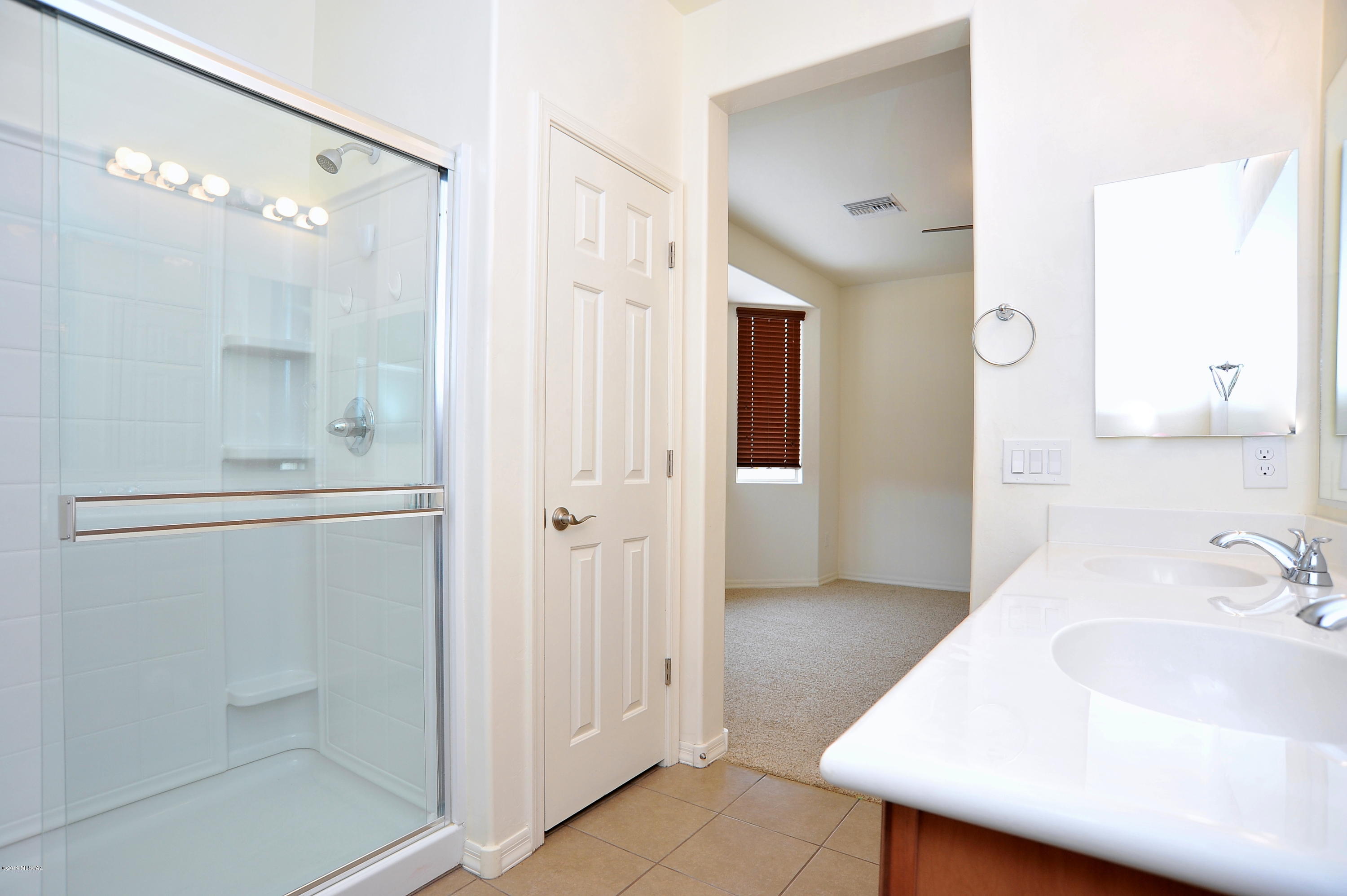 Interstate 10 and Kolb Road - Residential