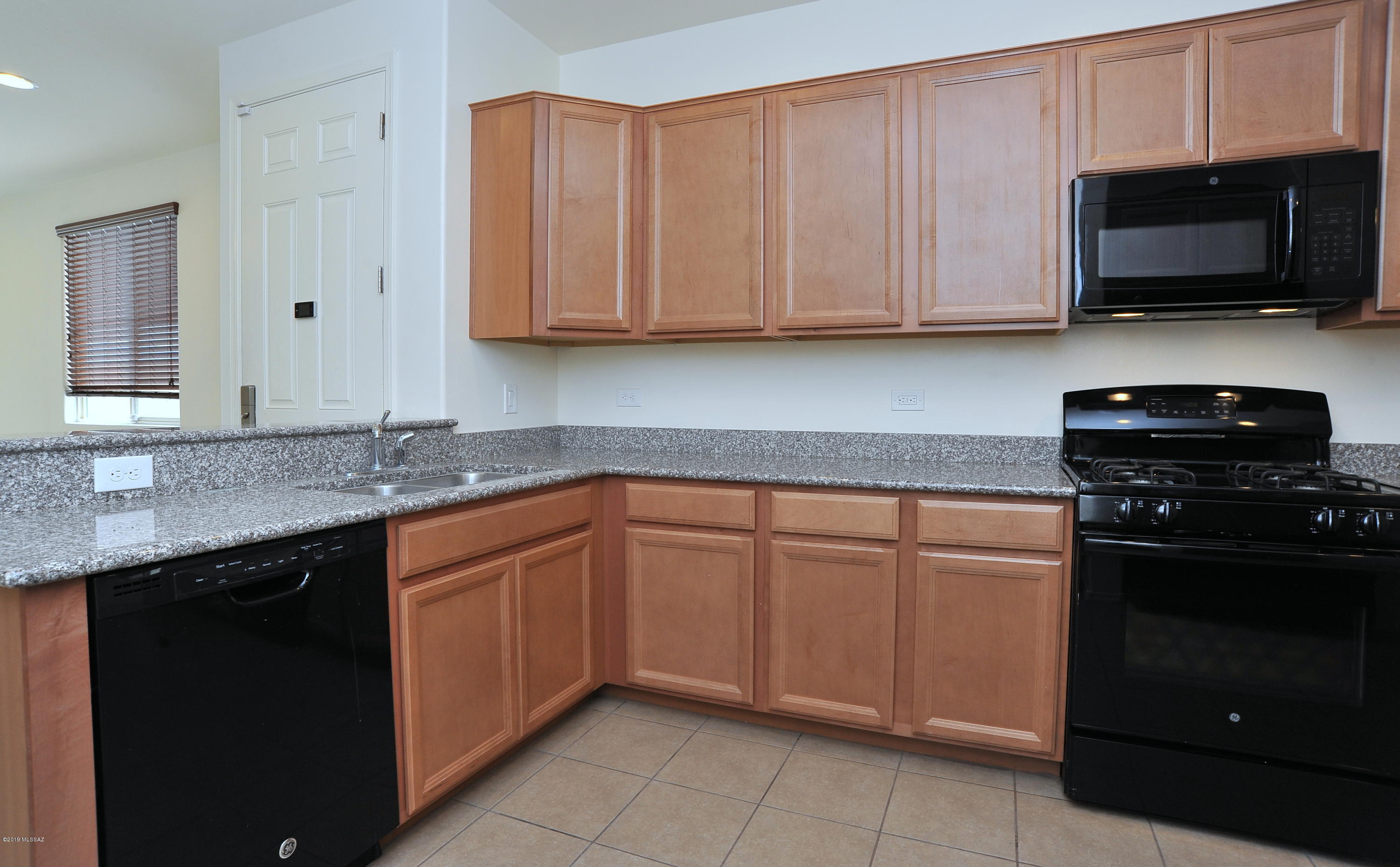 Interstate 10 and Kolb Road - Residential