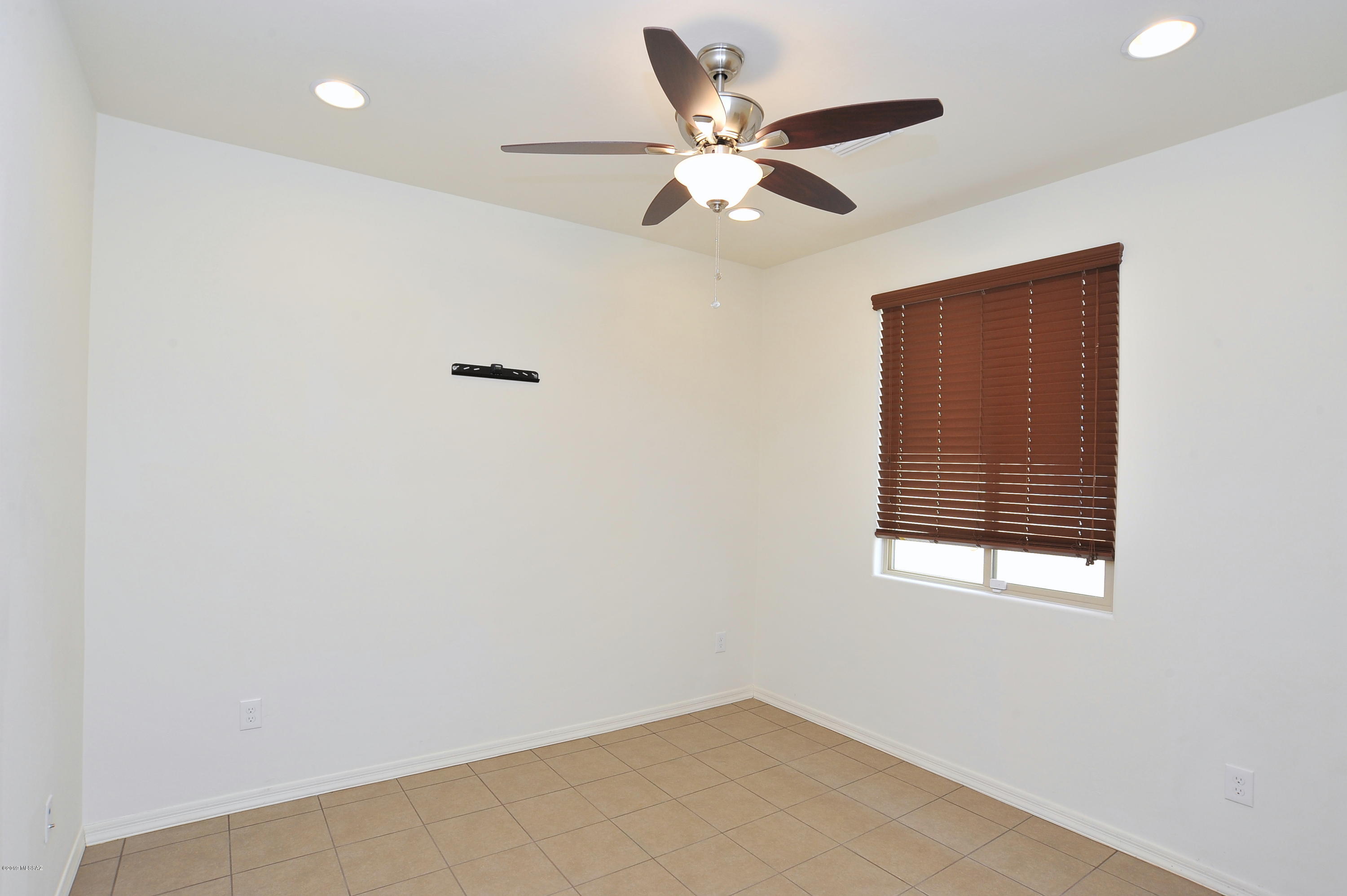 Interstate 10 and Kolb Road - Residential