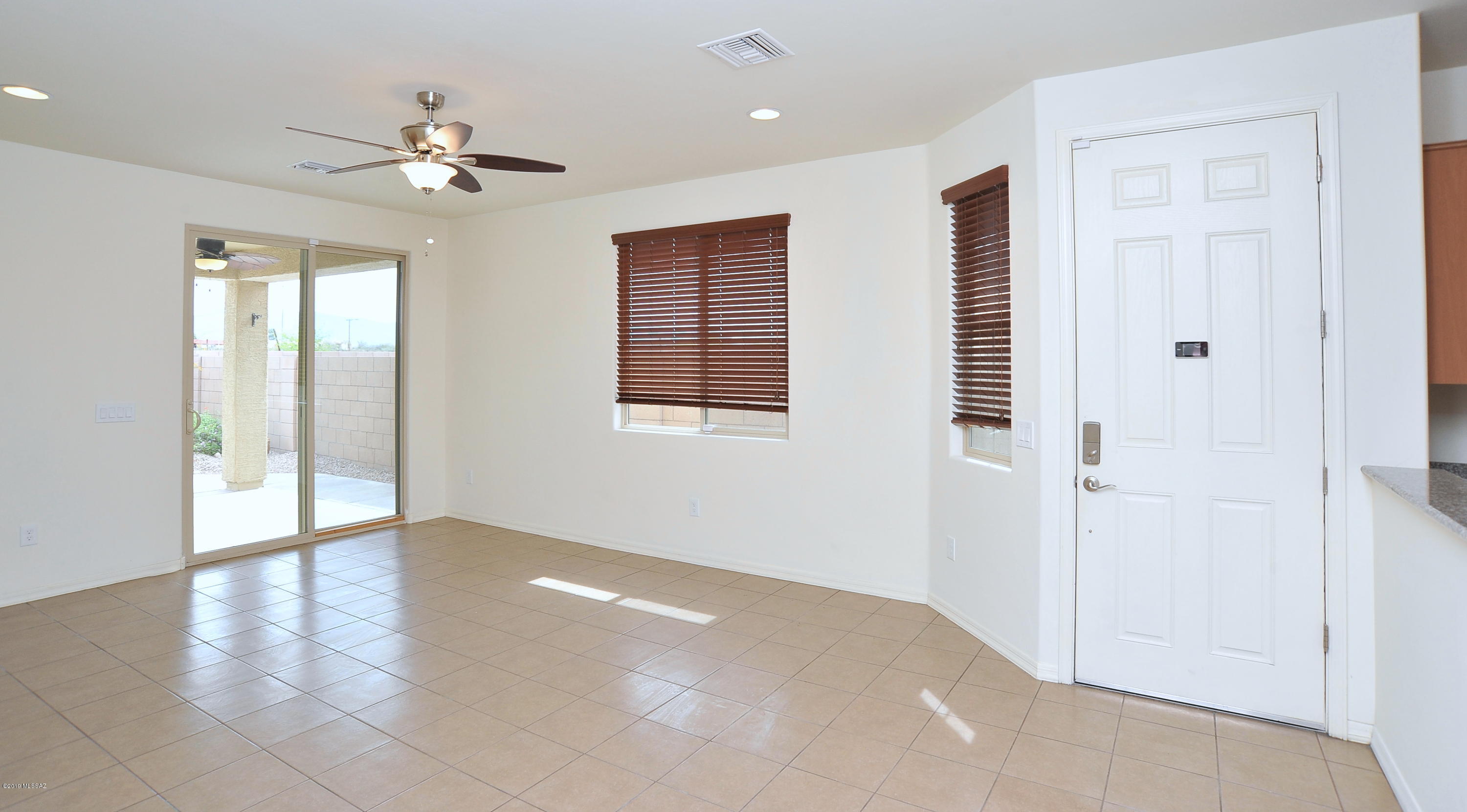Interstate 10 and Kolb Road - Residential