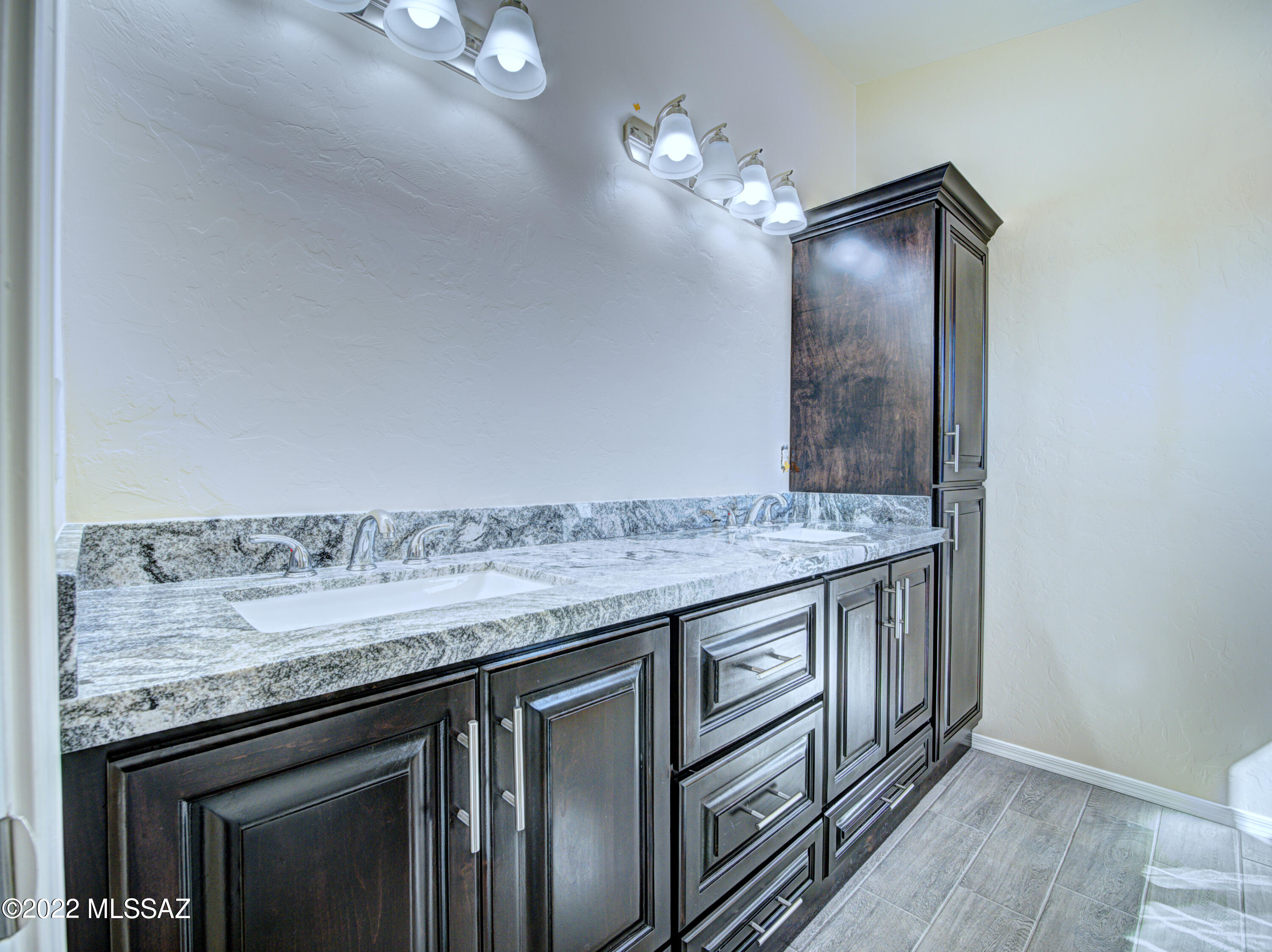 Rio Rico Villas 11 - Residential