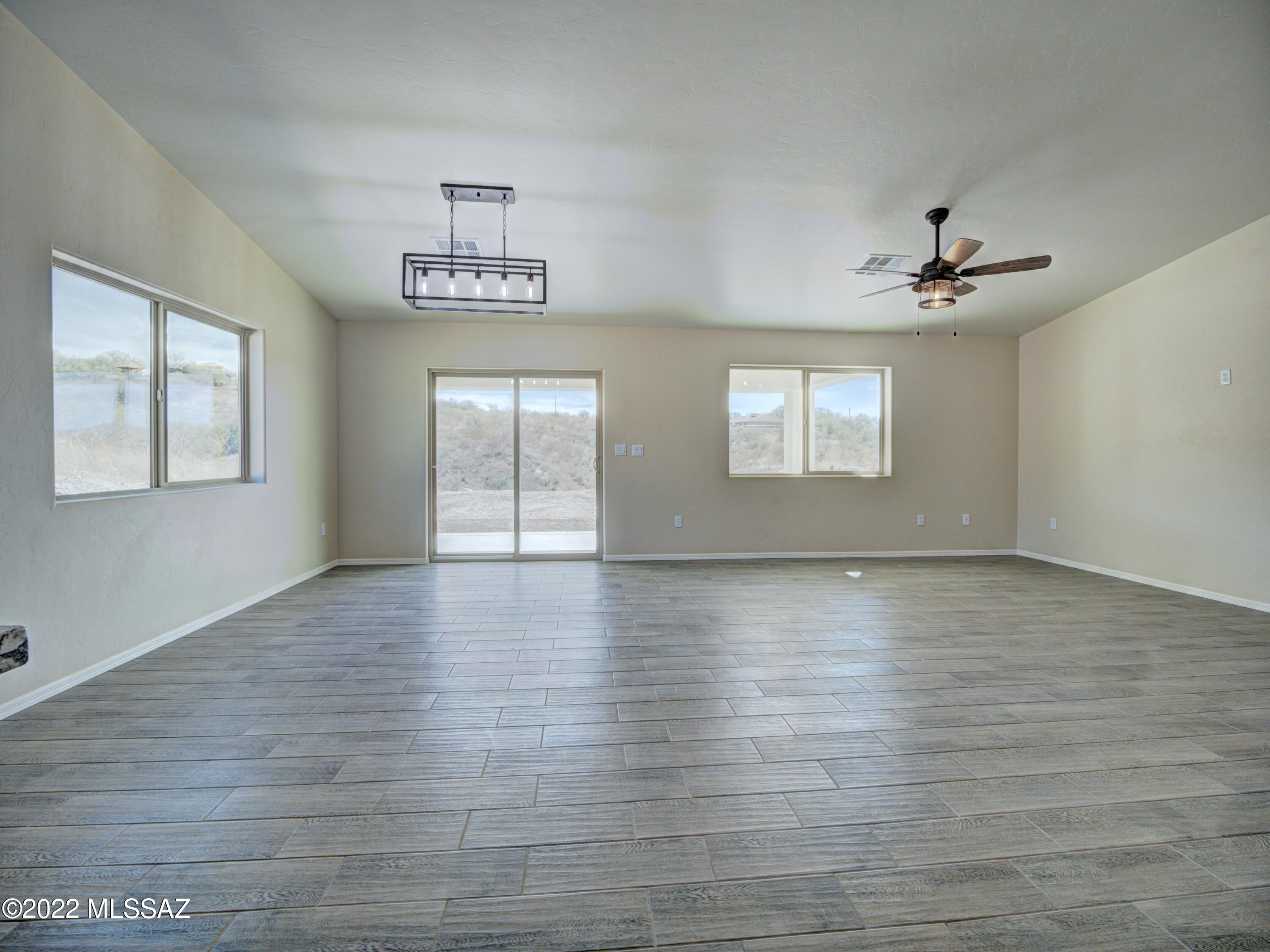Rio Rico Villas 11 - Residential