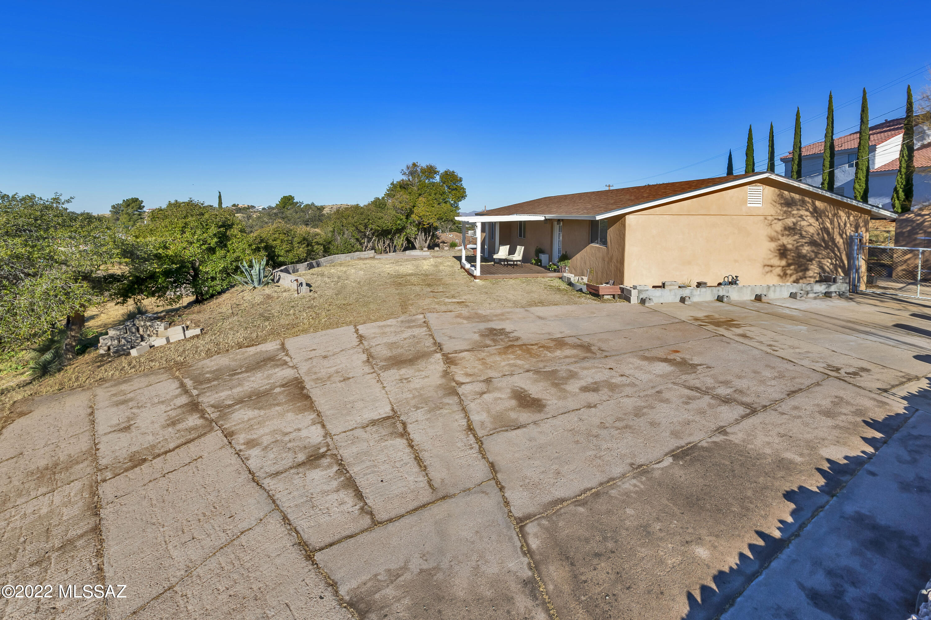 Los Robles Estates - Residential