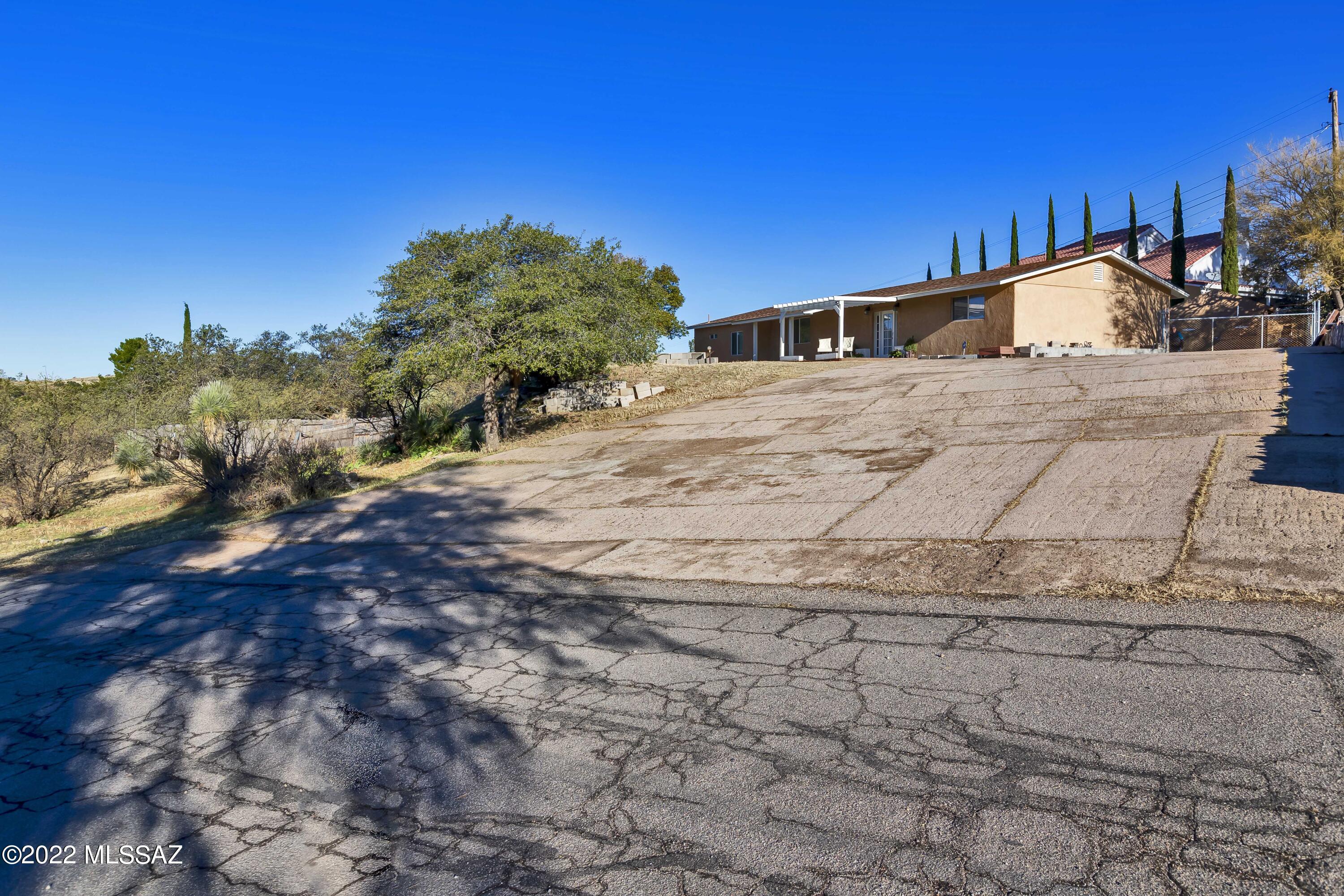 Los Robles Estates - Residential