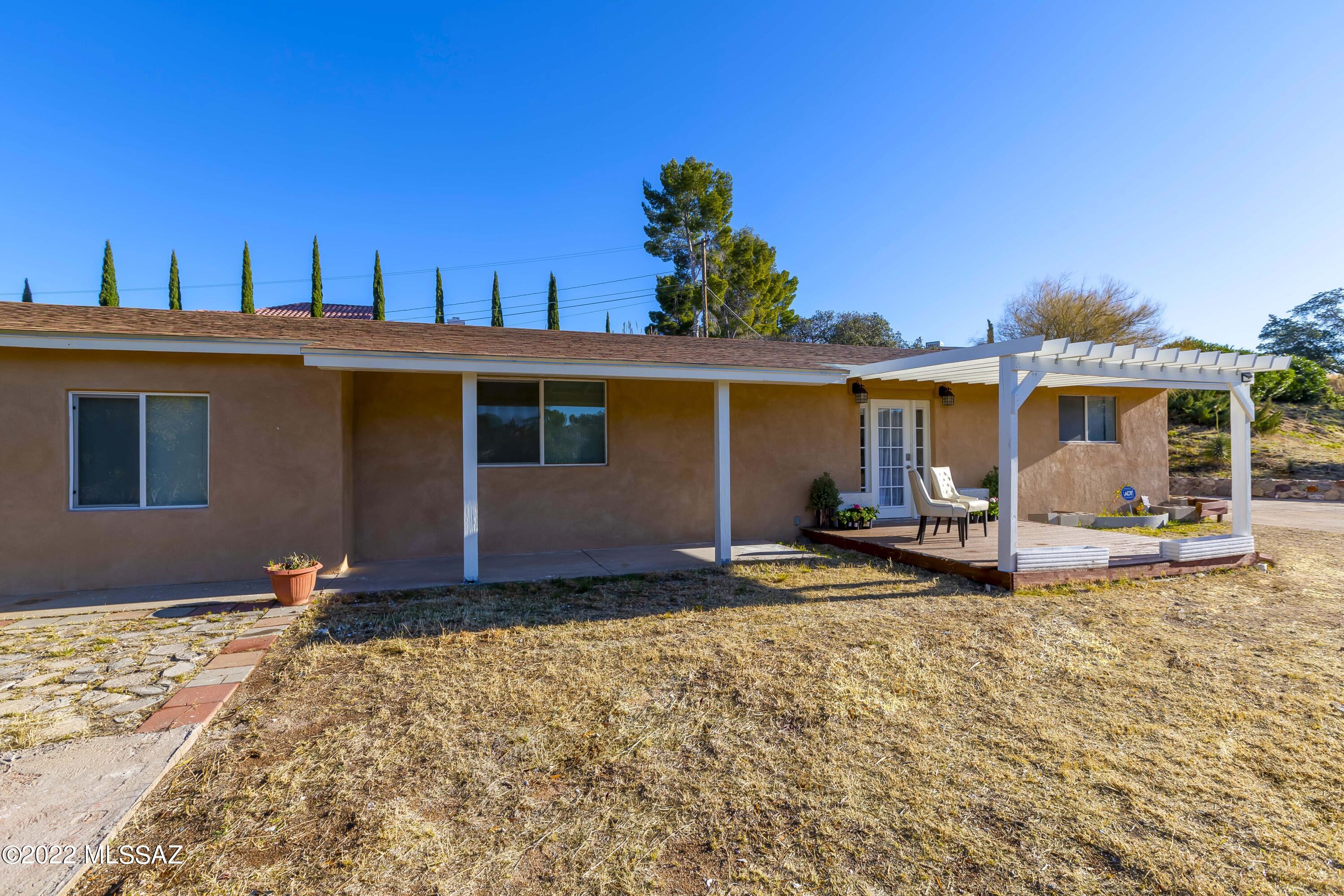 Los Robles Estates - Residential