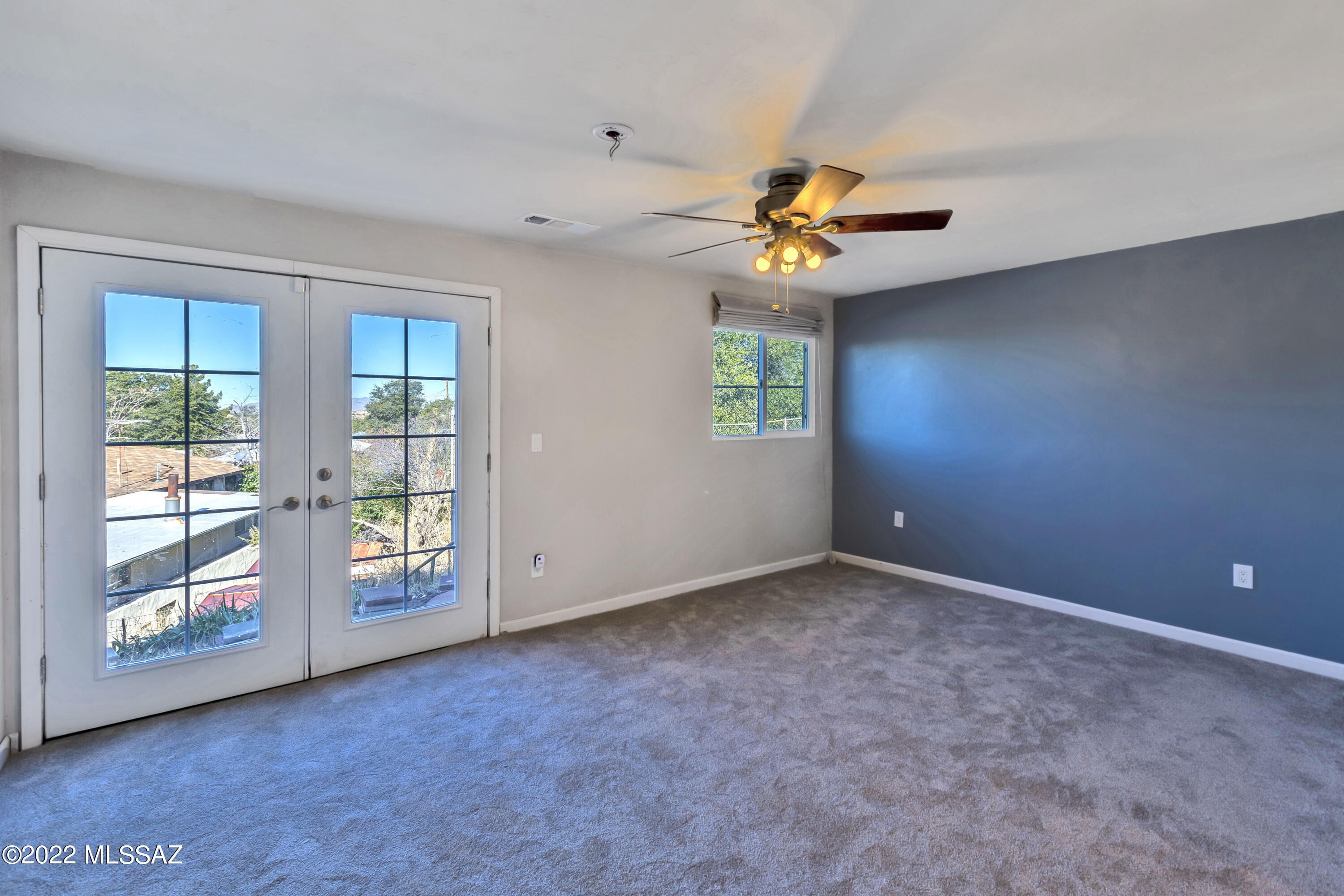 Los Robles Estates - Residential