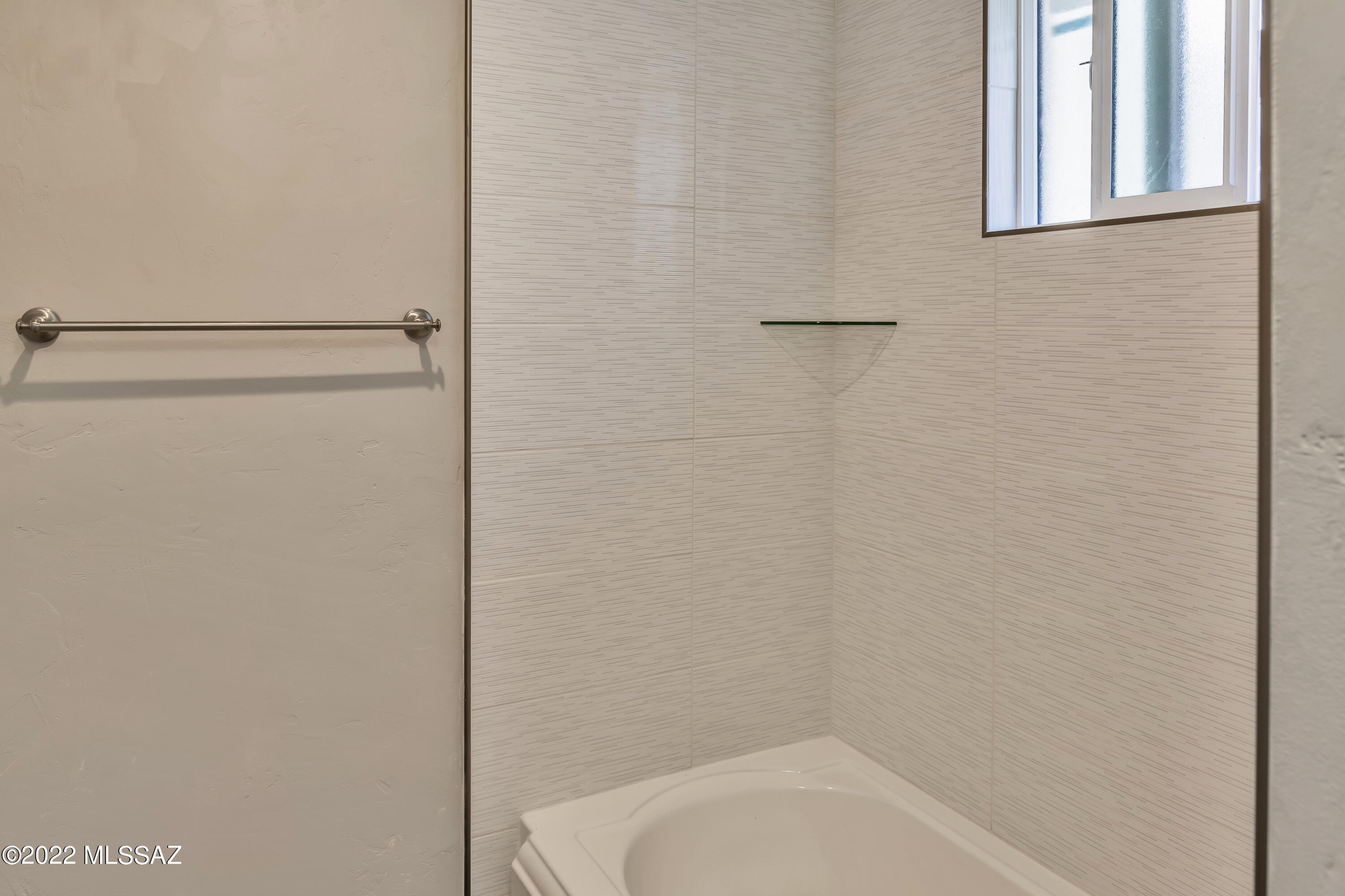 Los Robles Estates - Residential