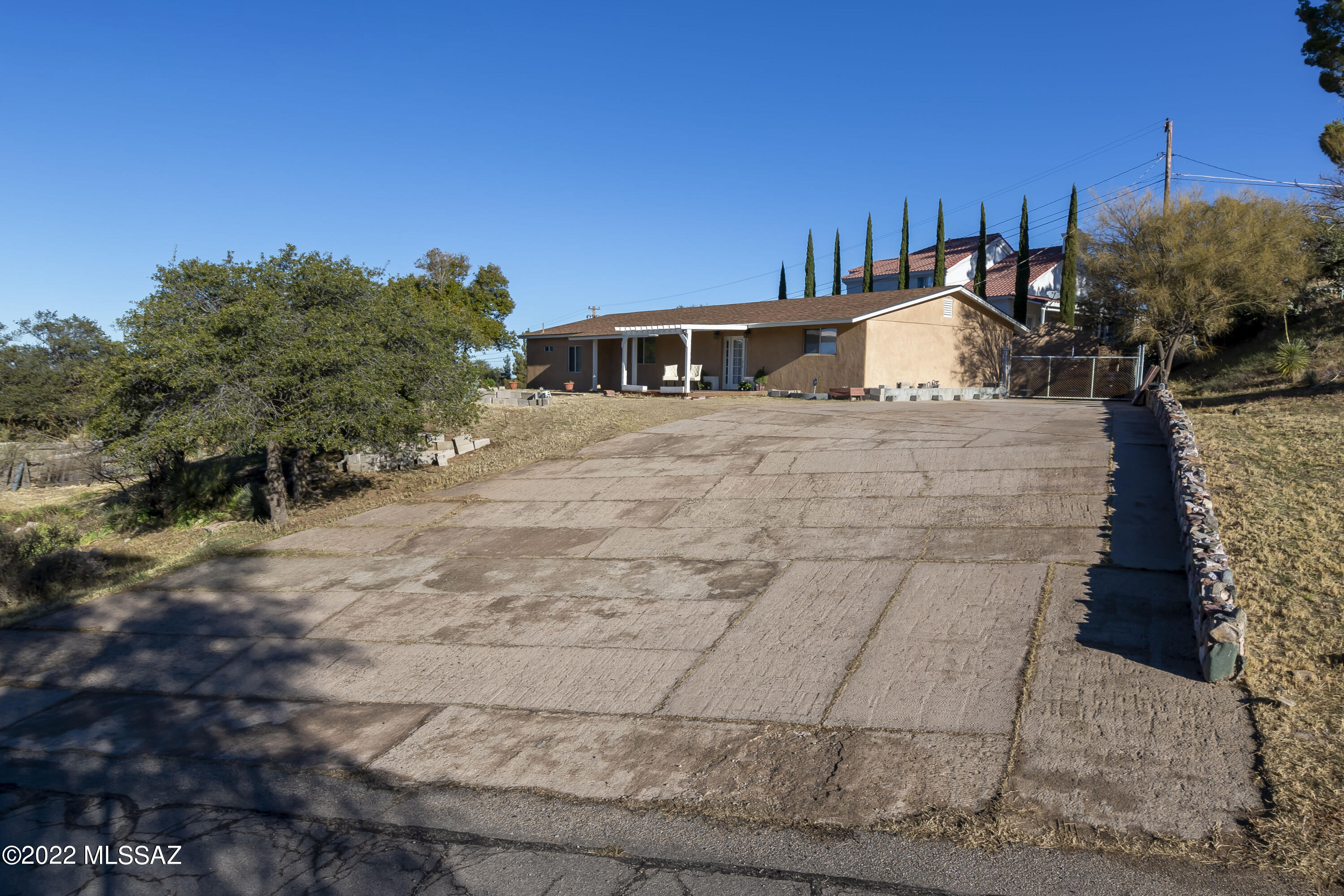 Los Robles Estates - Residential