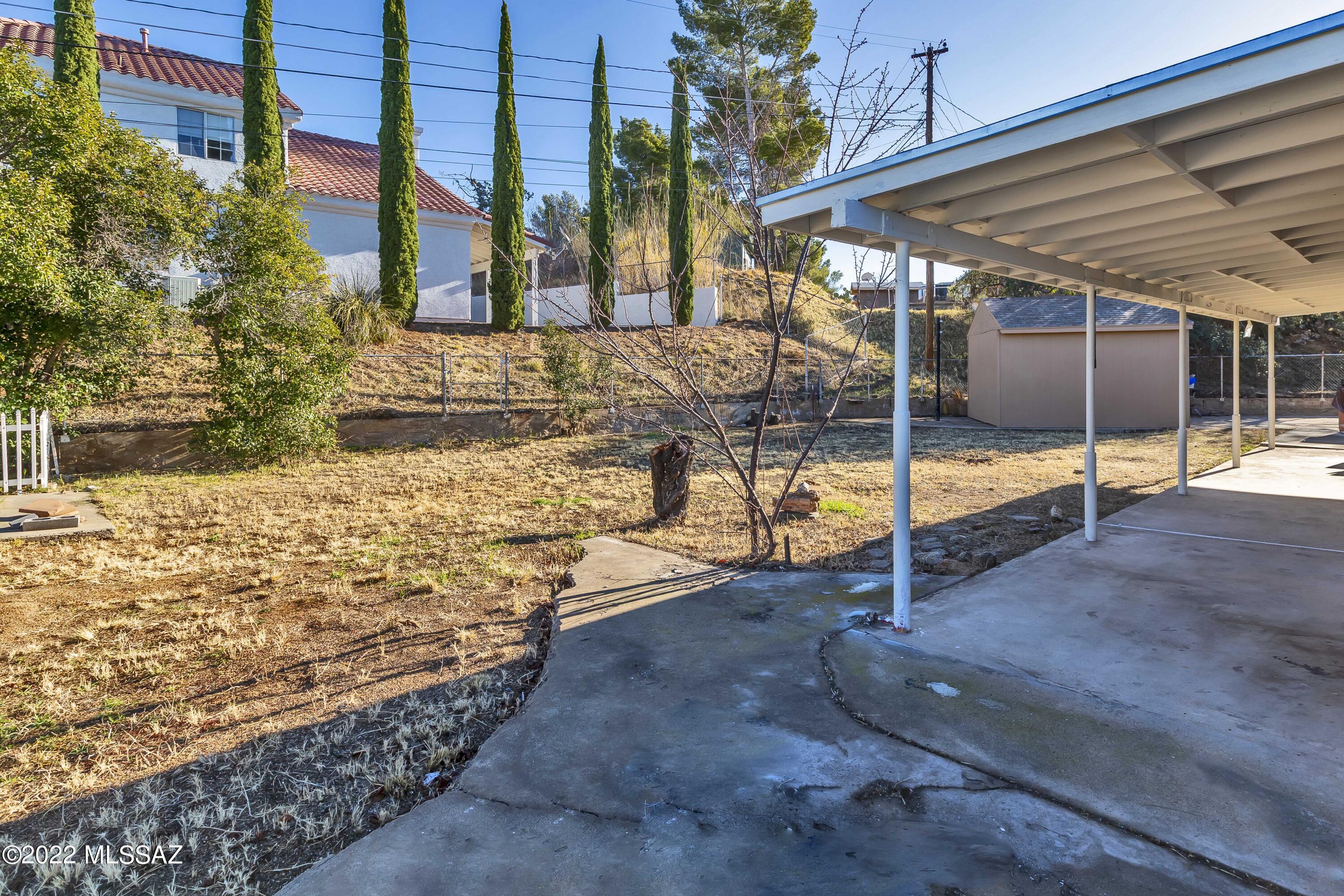 Los Robles Estates - Residential