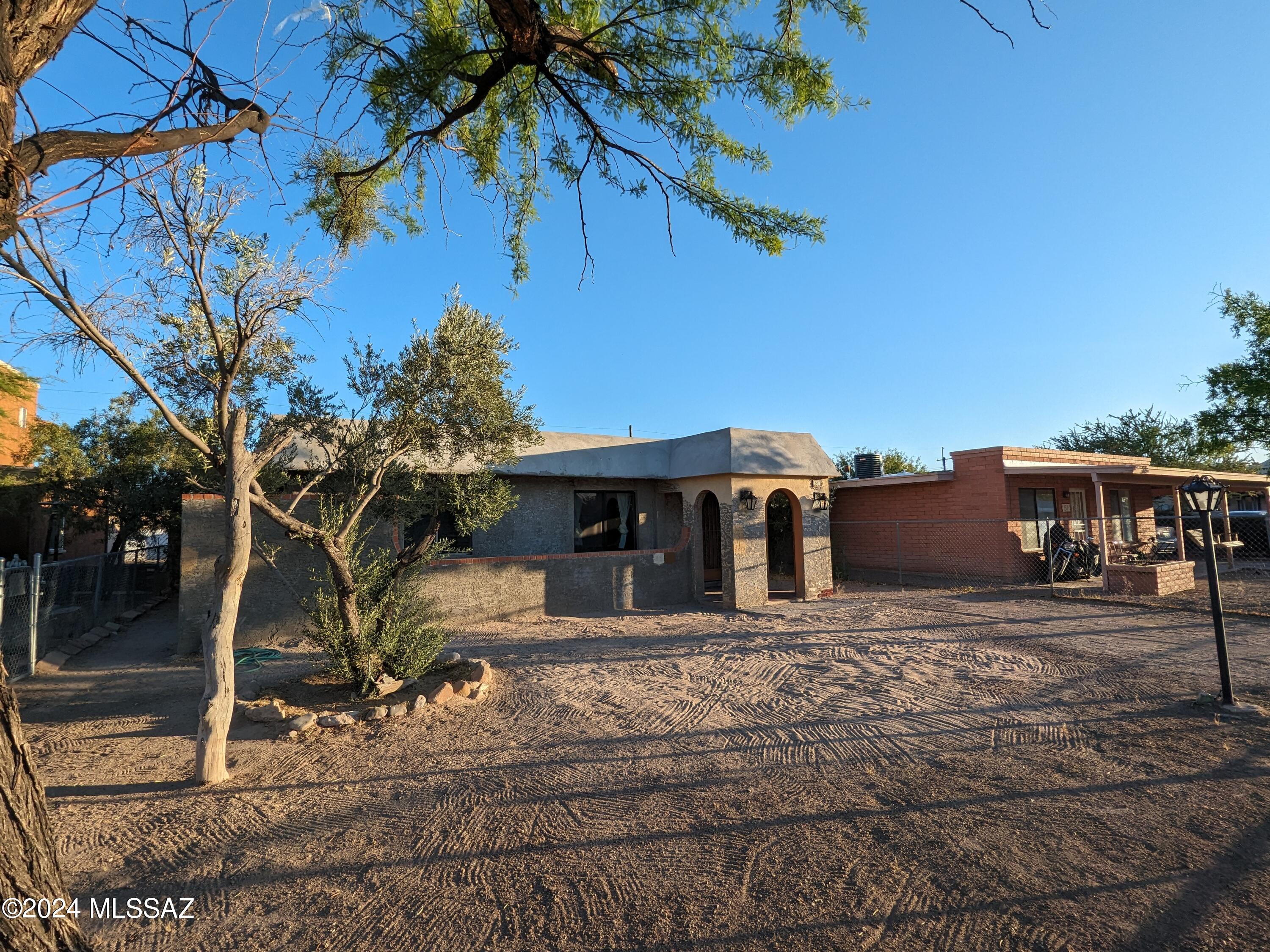 El Rio Park - Residential