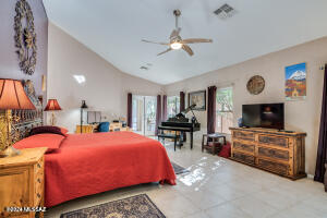 Shadows @ Sabino (1-103) - Residential
