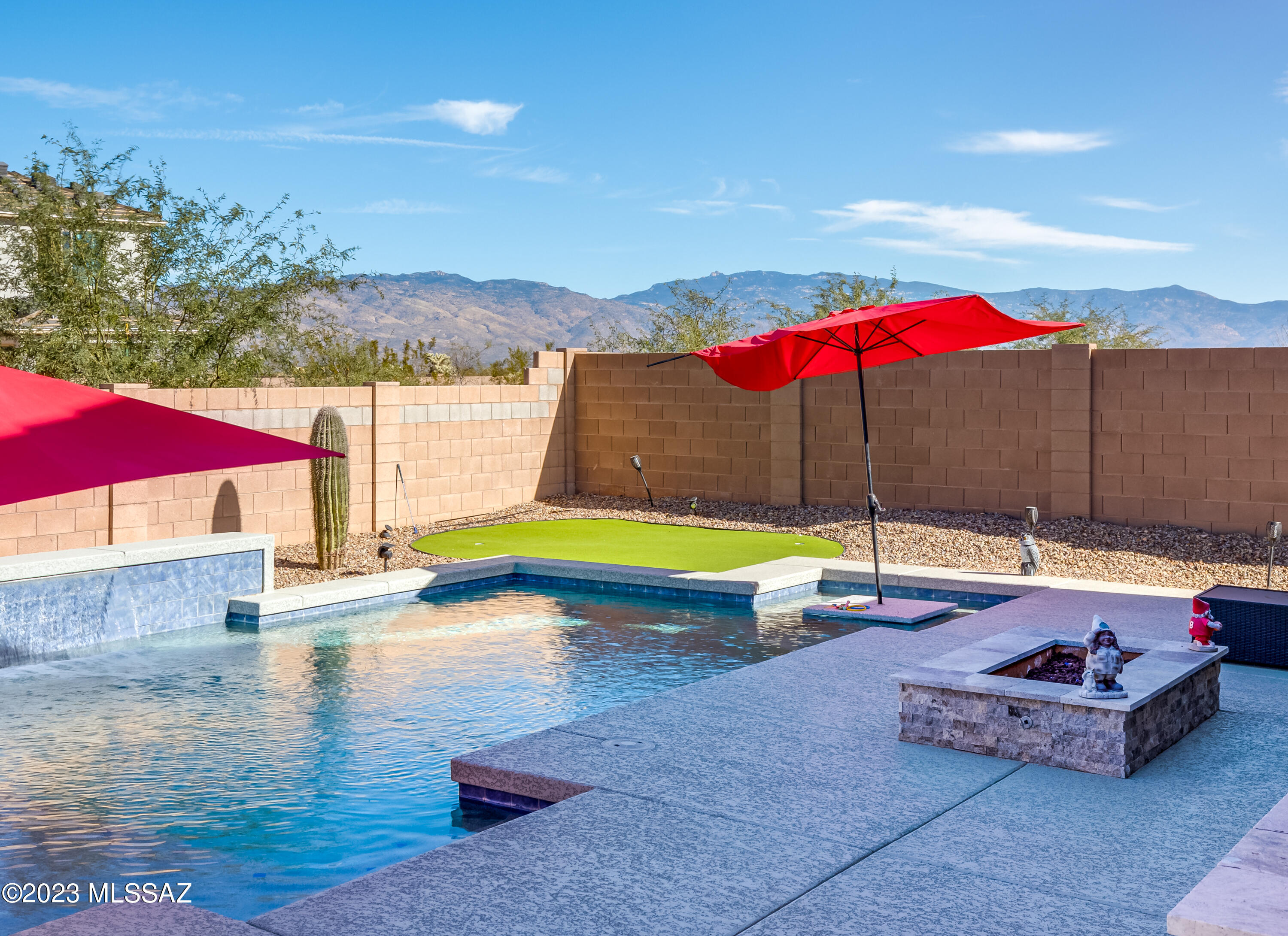 Vista Del Lago Norte SQ20140780198 - Residential
