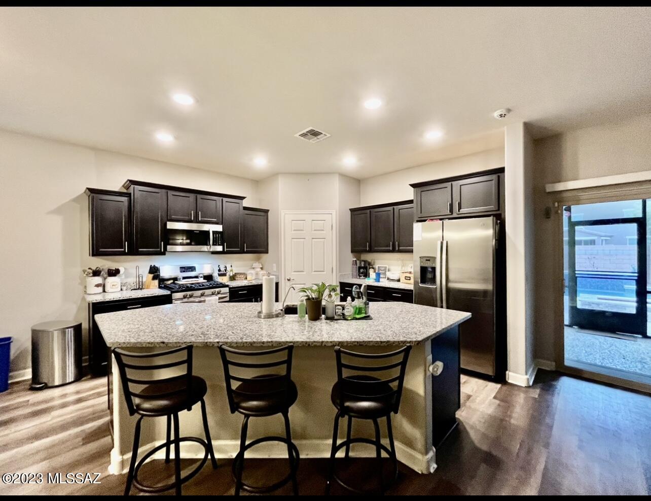 Vista Del Lago Norte SQ20140780198 - Residential