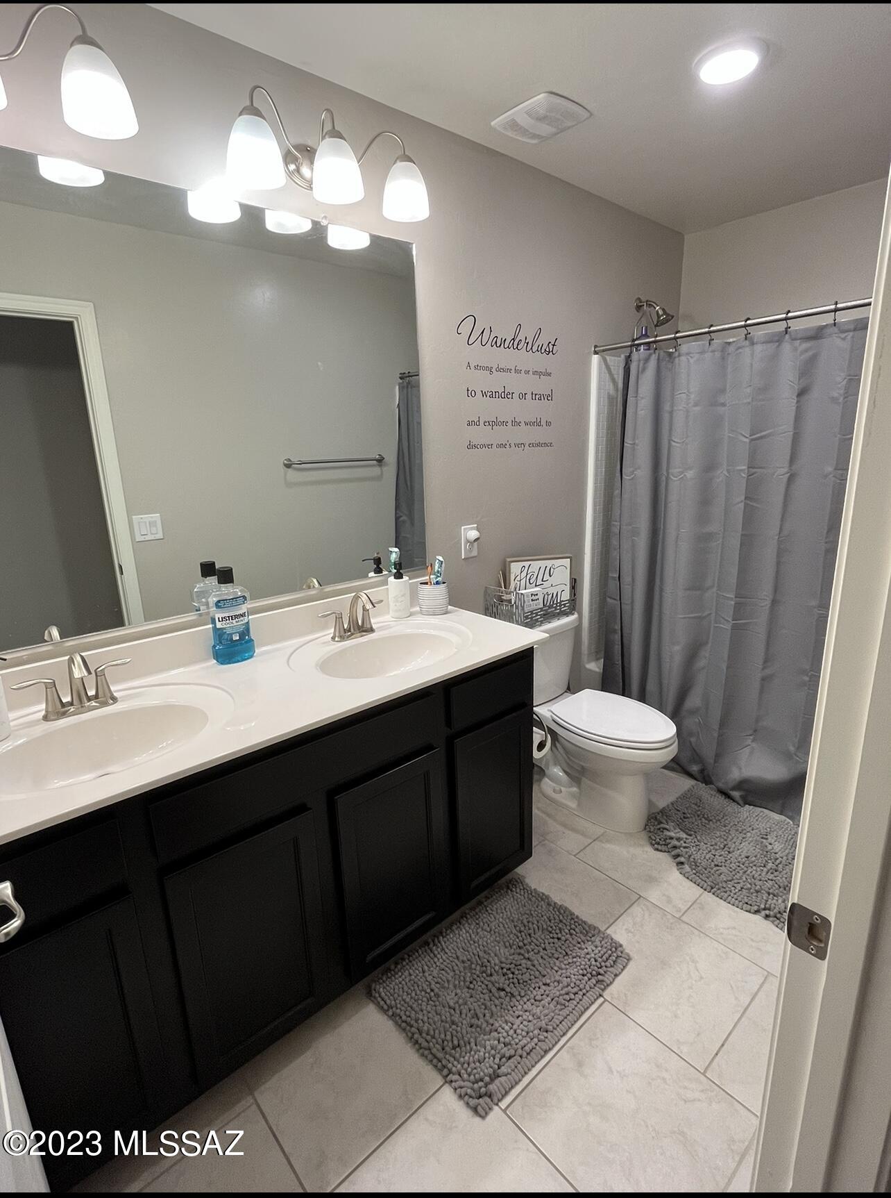 Vista Del Lago Norte SQ20140780198 - Residential
