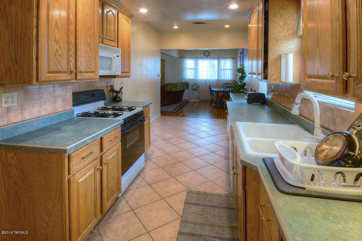 Feldmans Add - Residential Income
